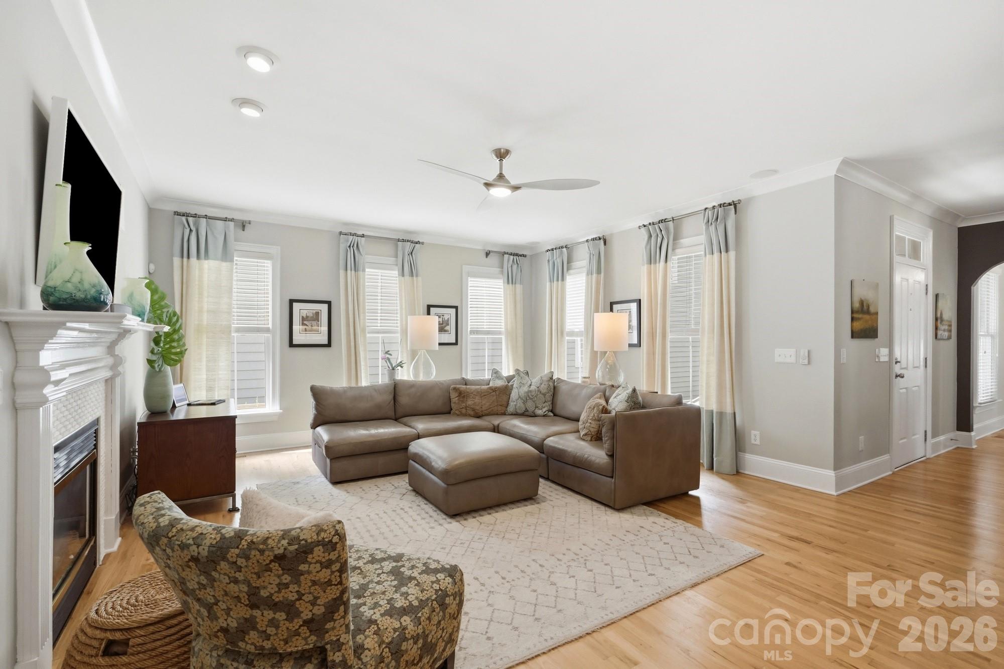716 Shady Grove Crossing