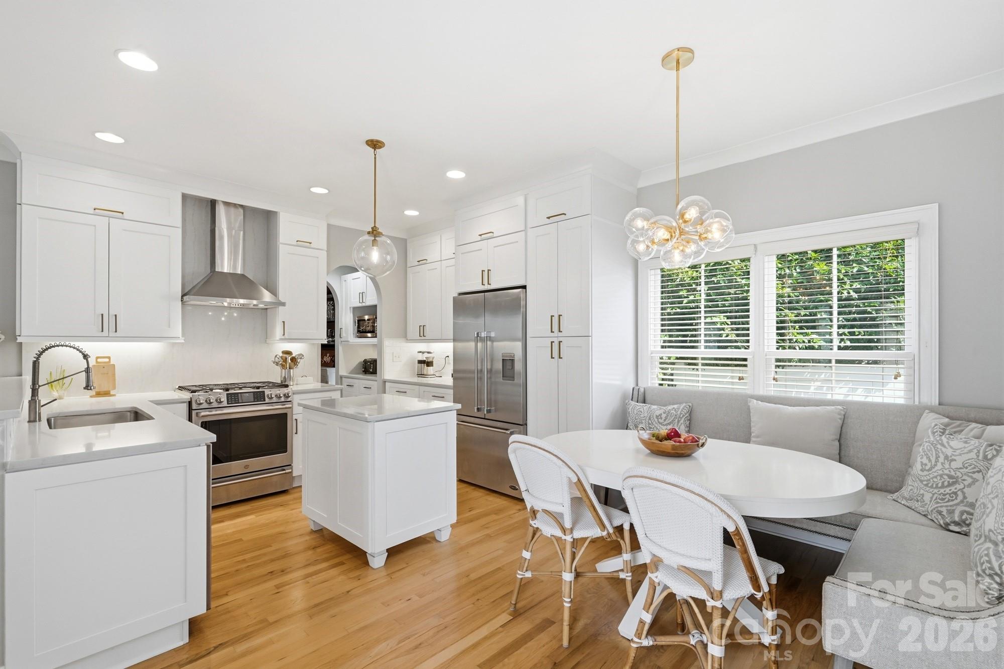 716 Shady Grove Crossing