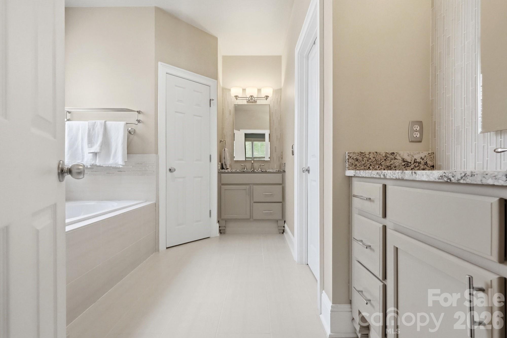 716 Shady Grove Crossing