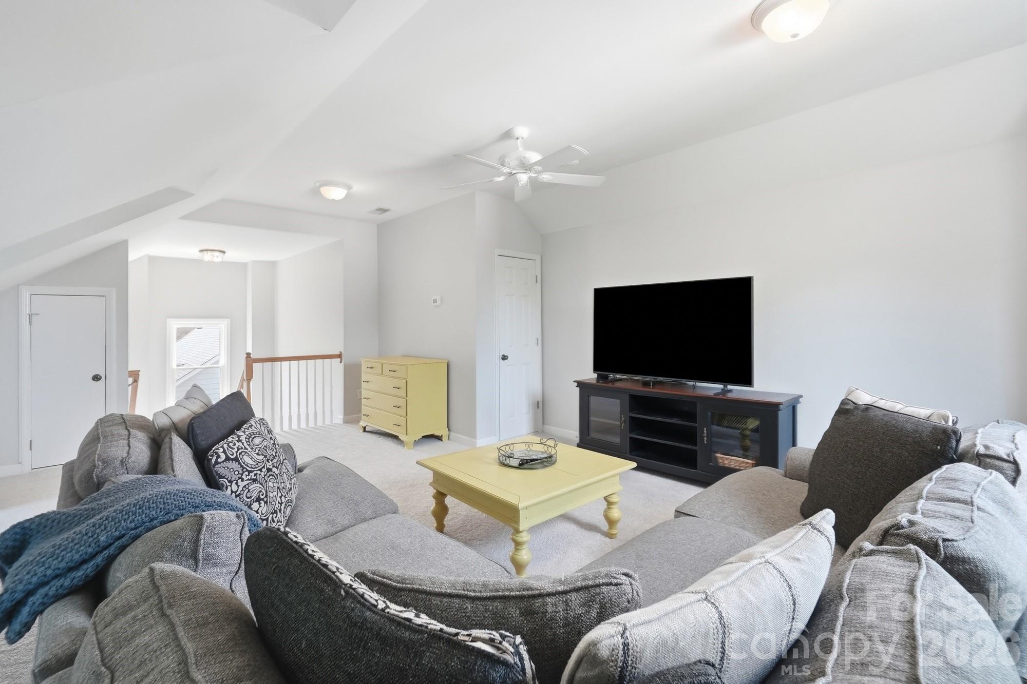 341 Elis Way