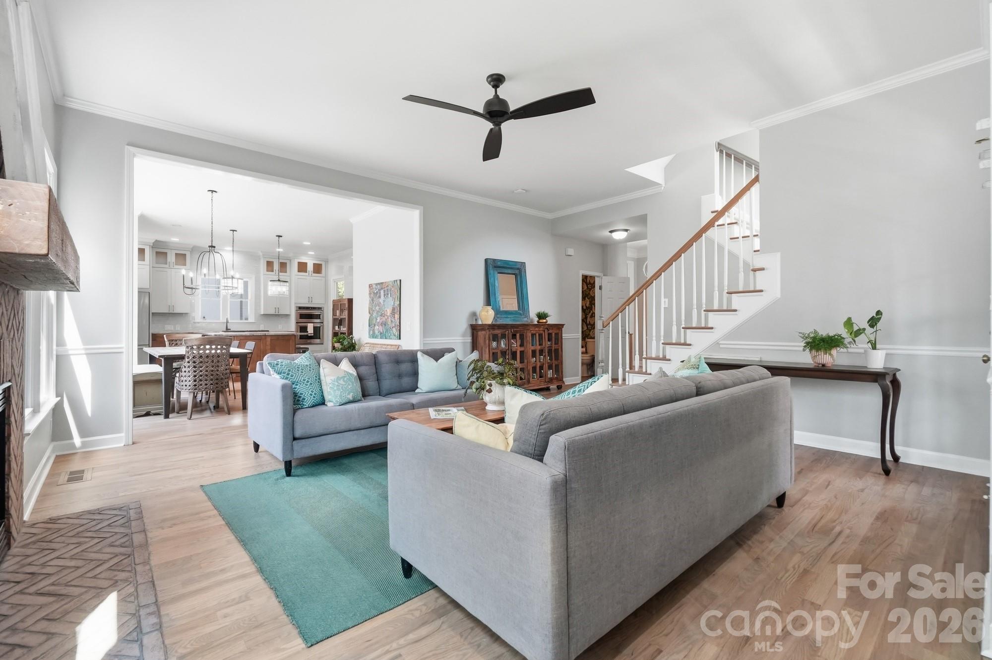 341 Elis Way
