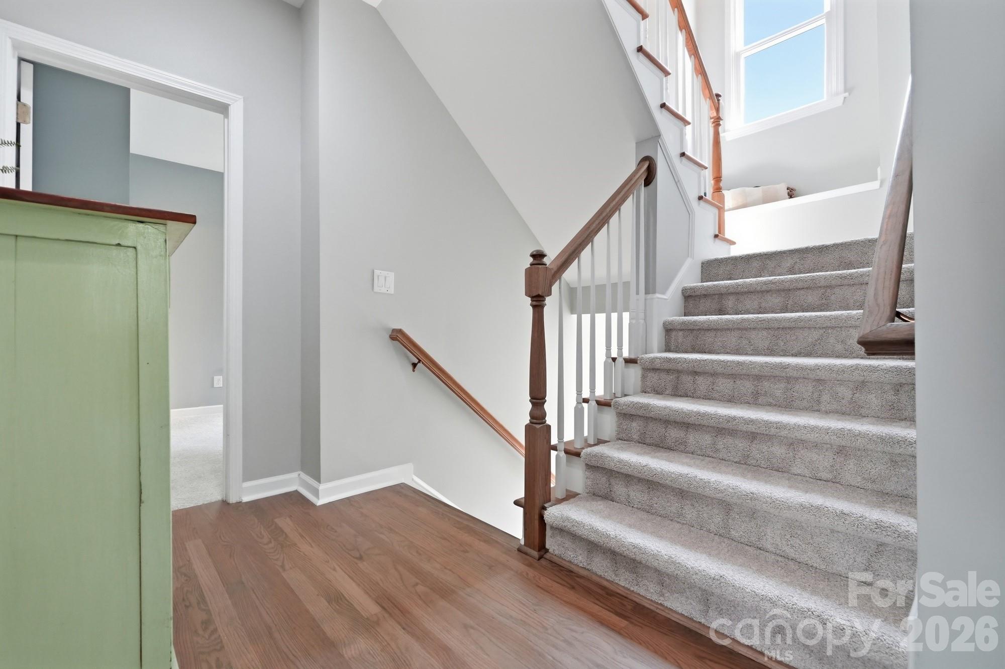 341 Elis Way