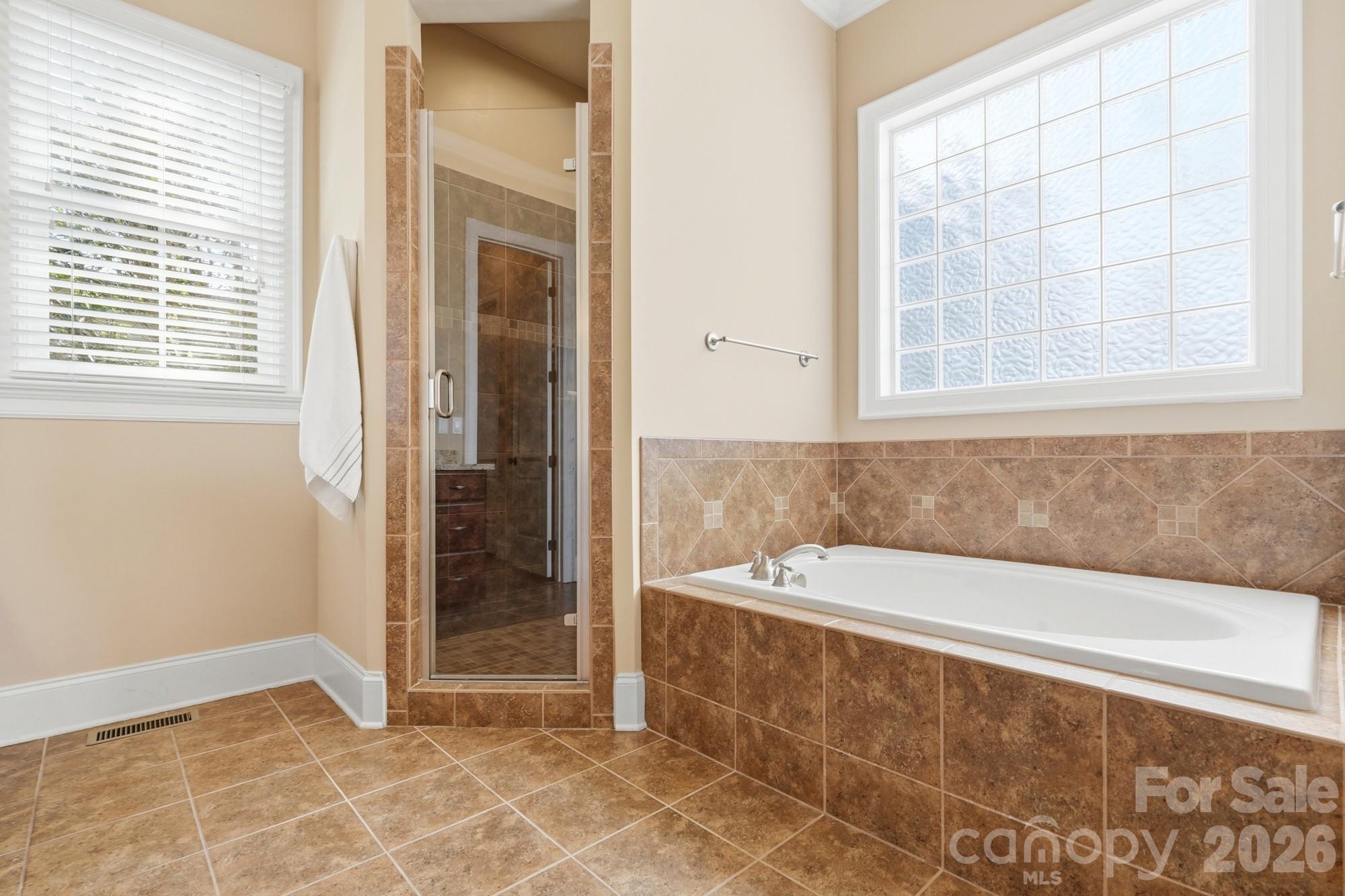 4341 Birkshire Heights