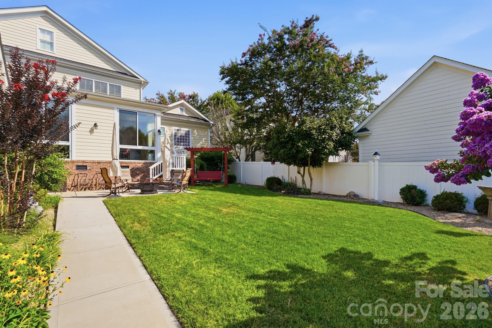 4341 Birkshire Heights