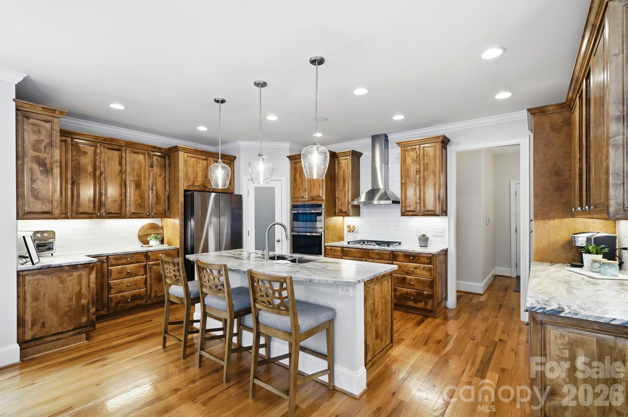 832 Savile Lane