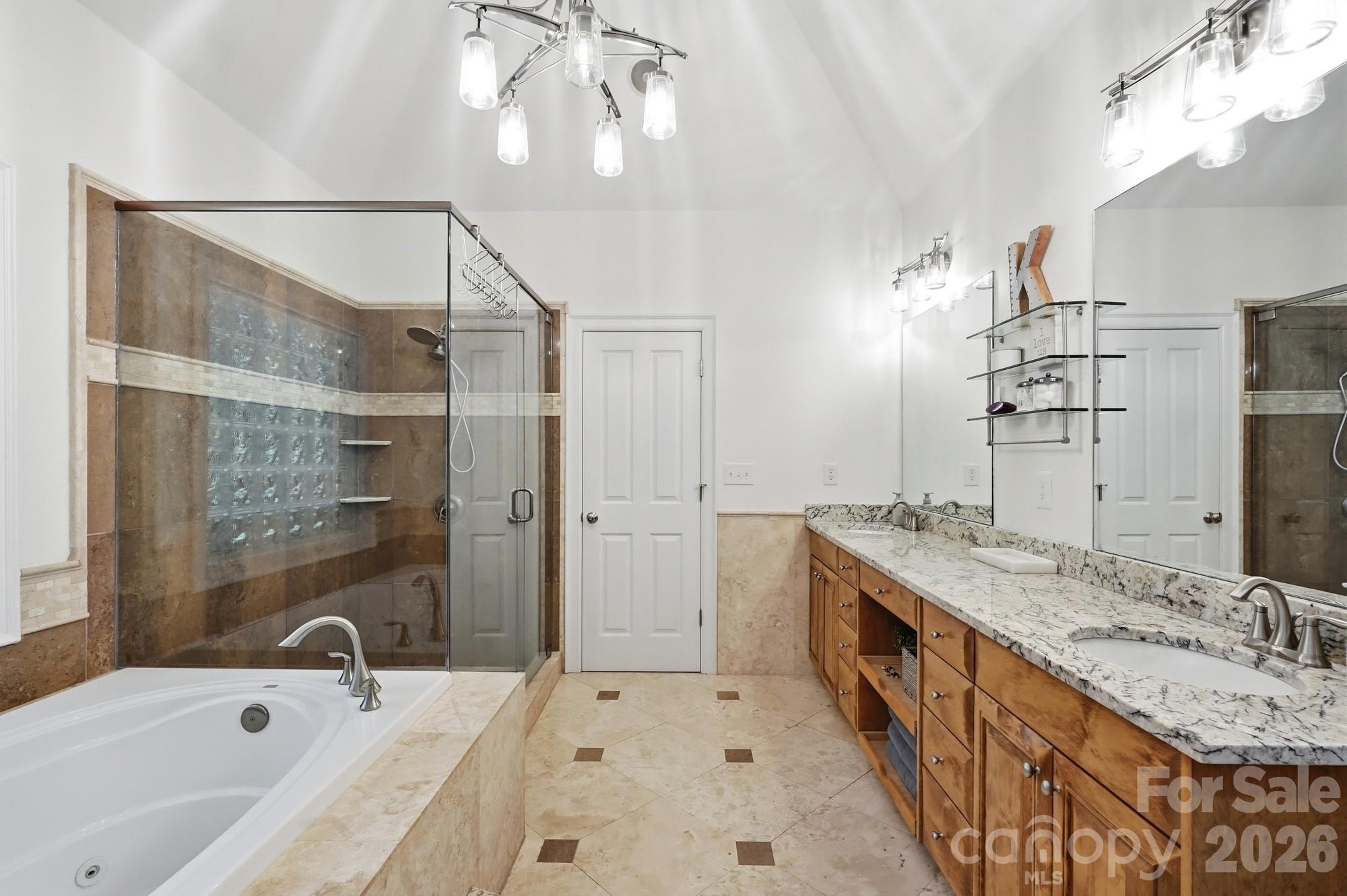 832 Savile Lane