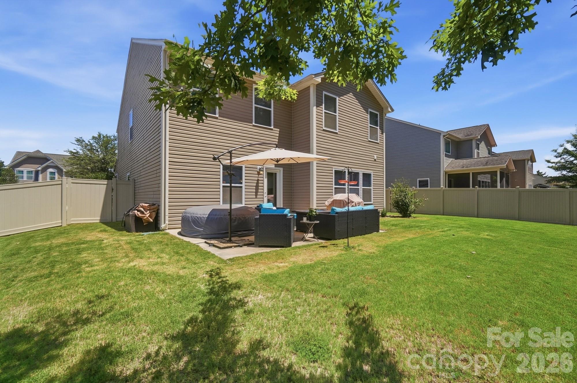 1864 Tradd Avenue