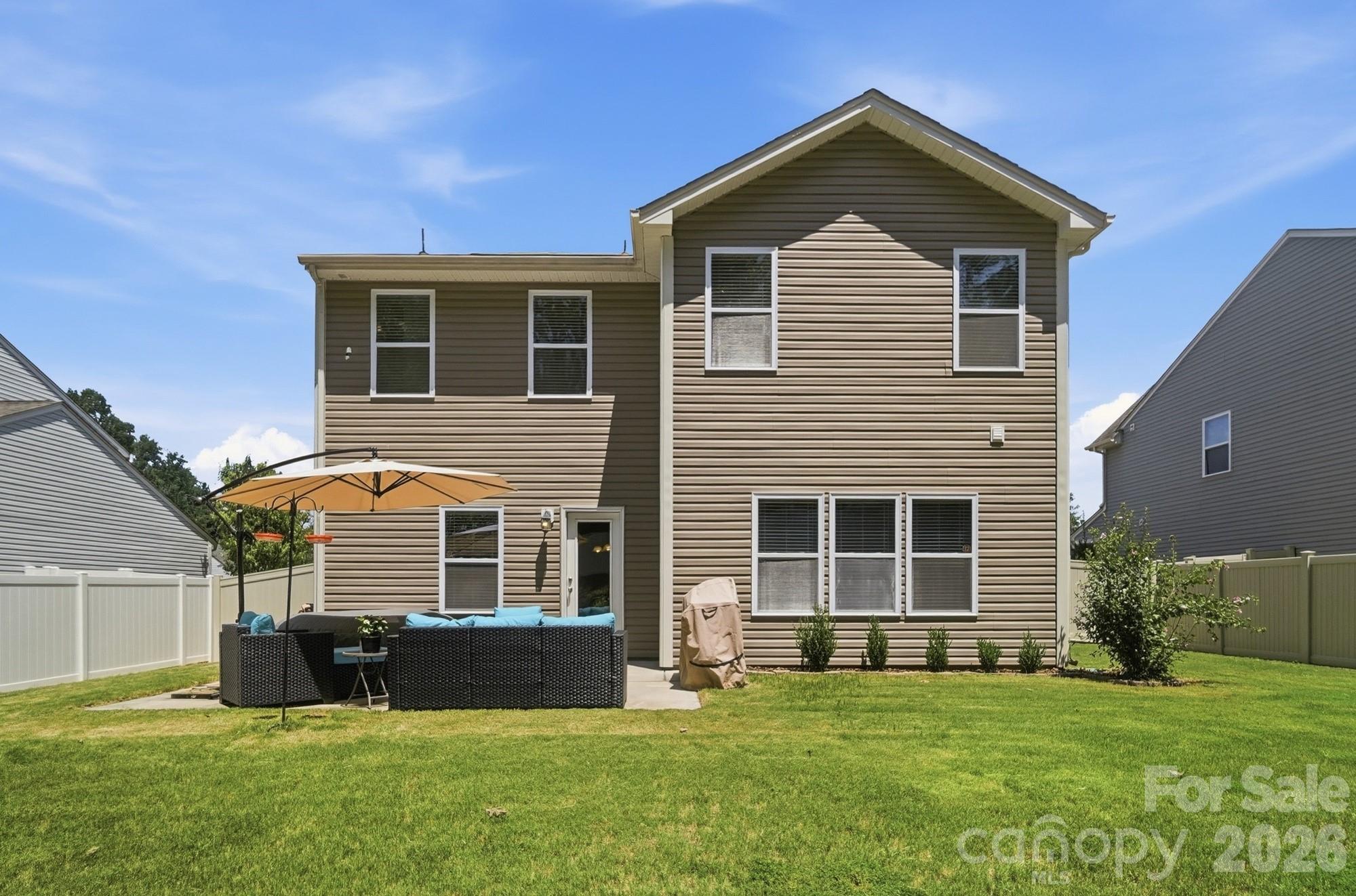 1864 Tradd Avenue