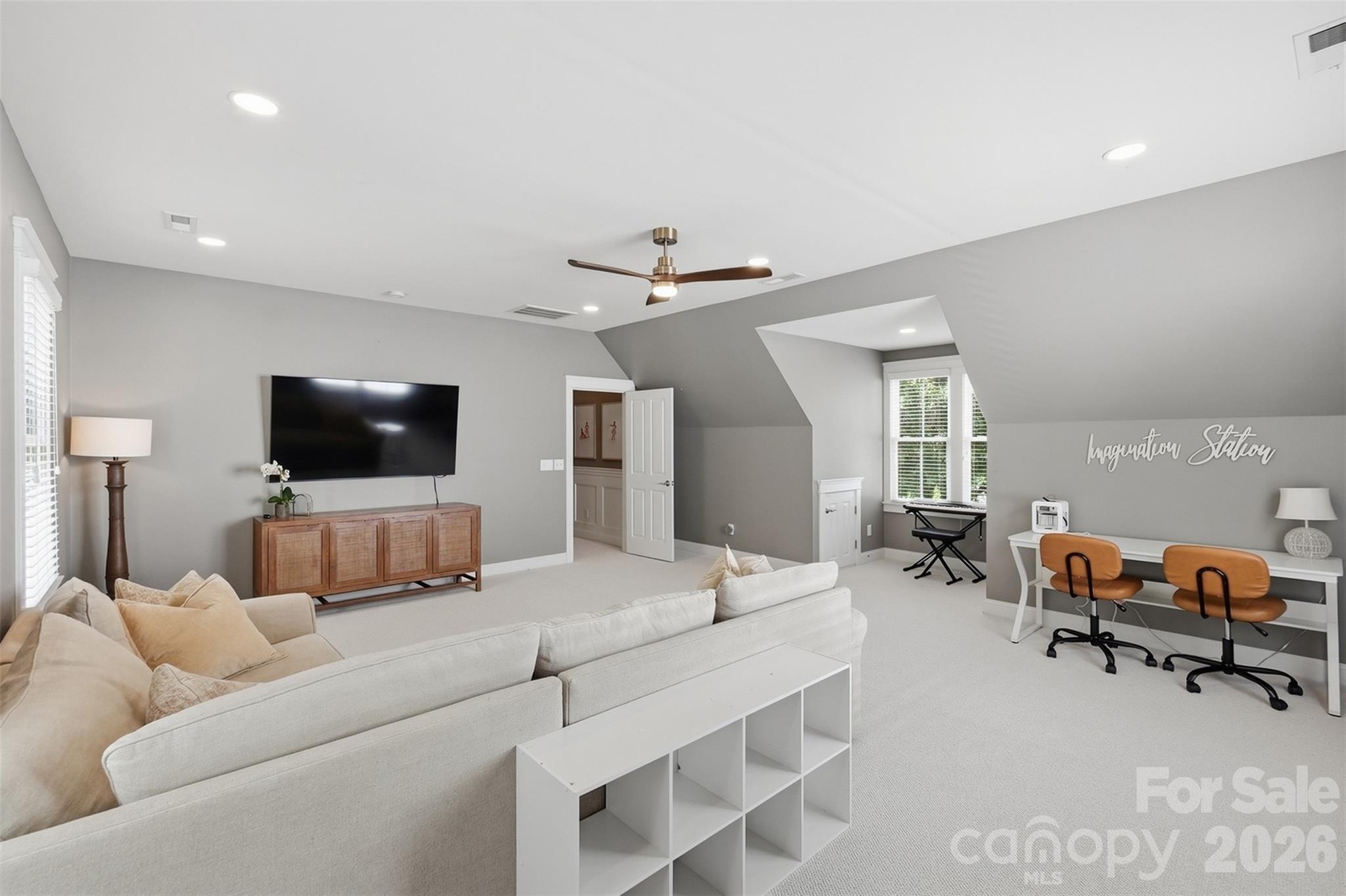 4843 Milford Way