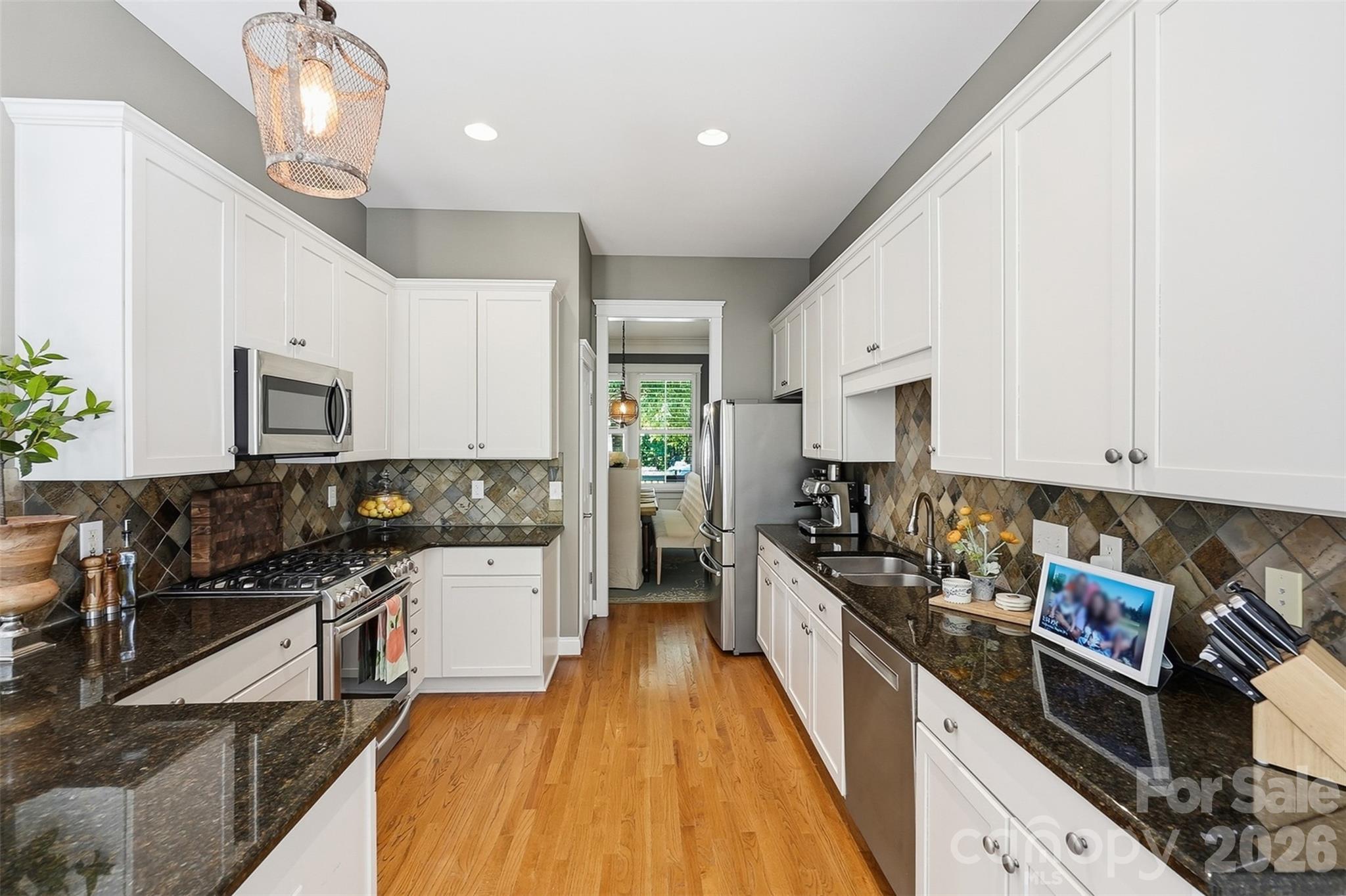 4843 Milford Way
