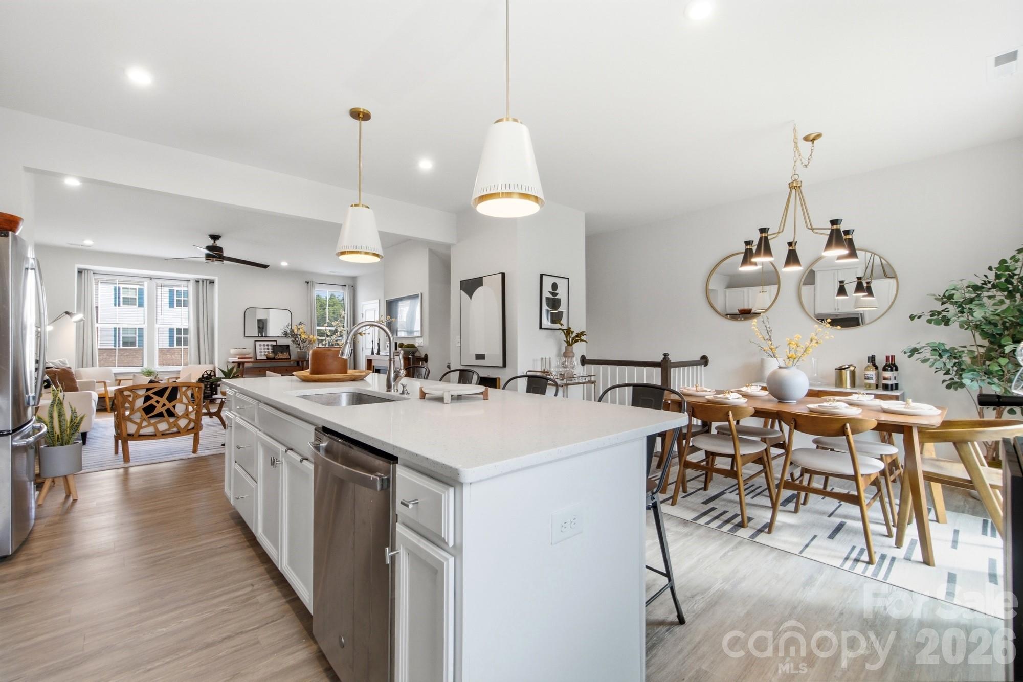 2543 Grantham Place Drive