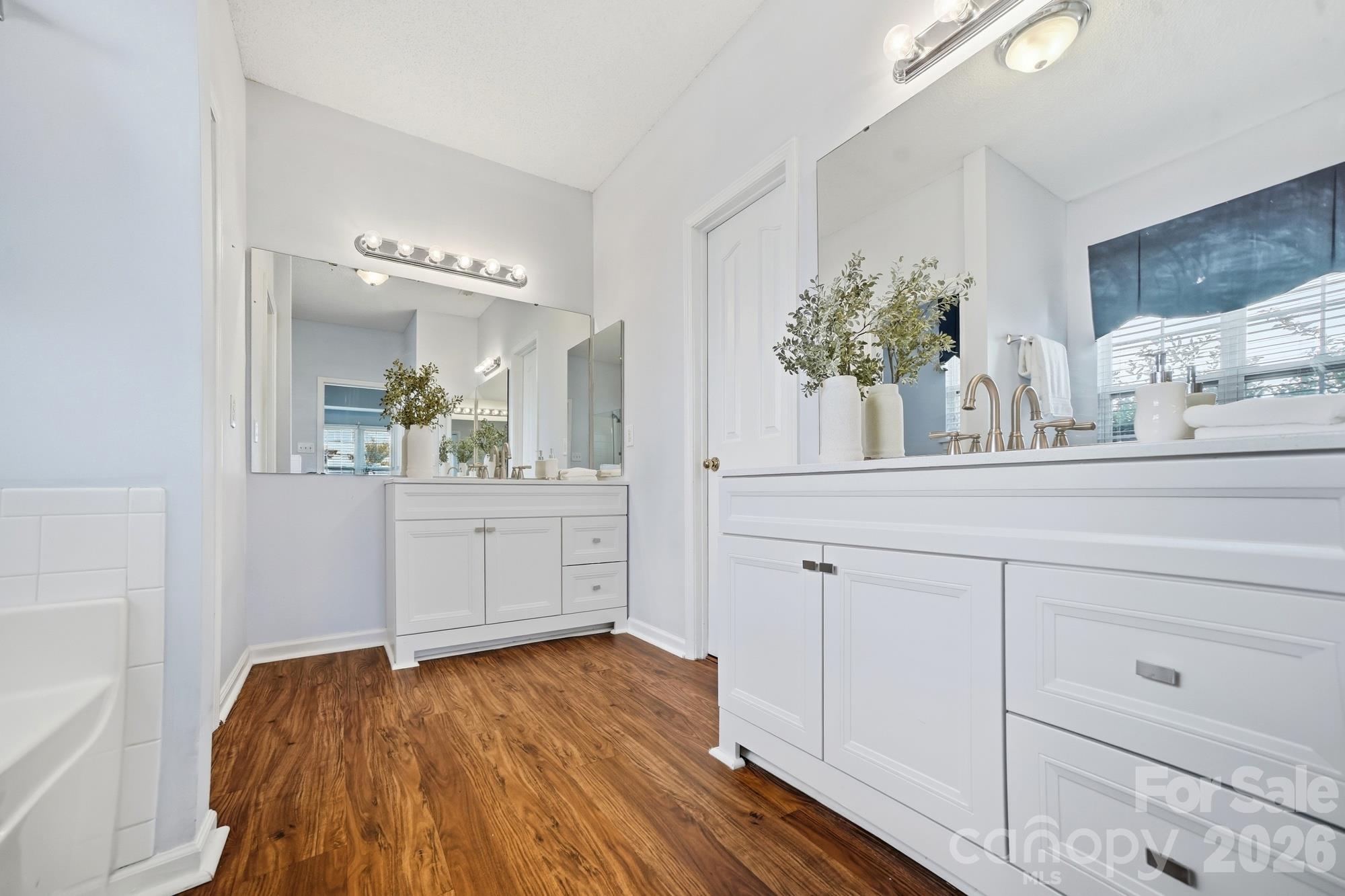 11224 Ridge Oak Drive