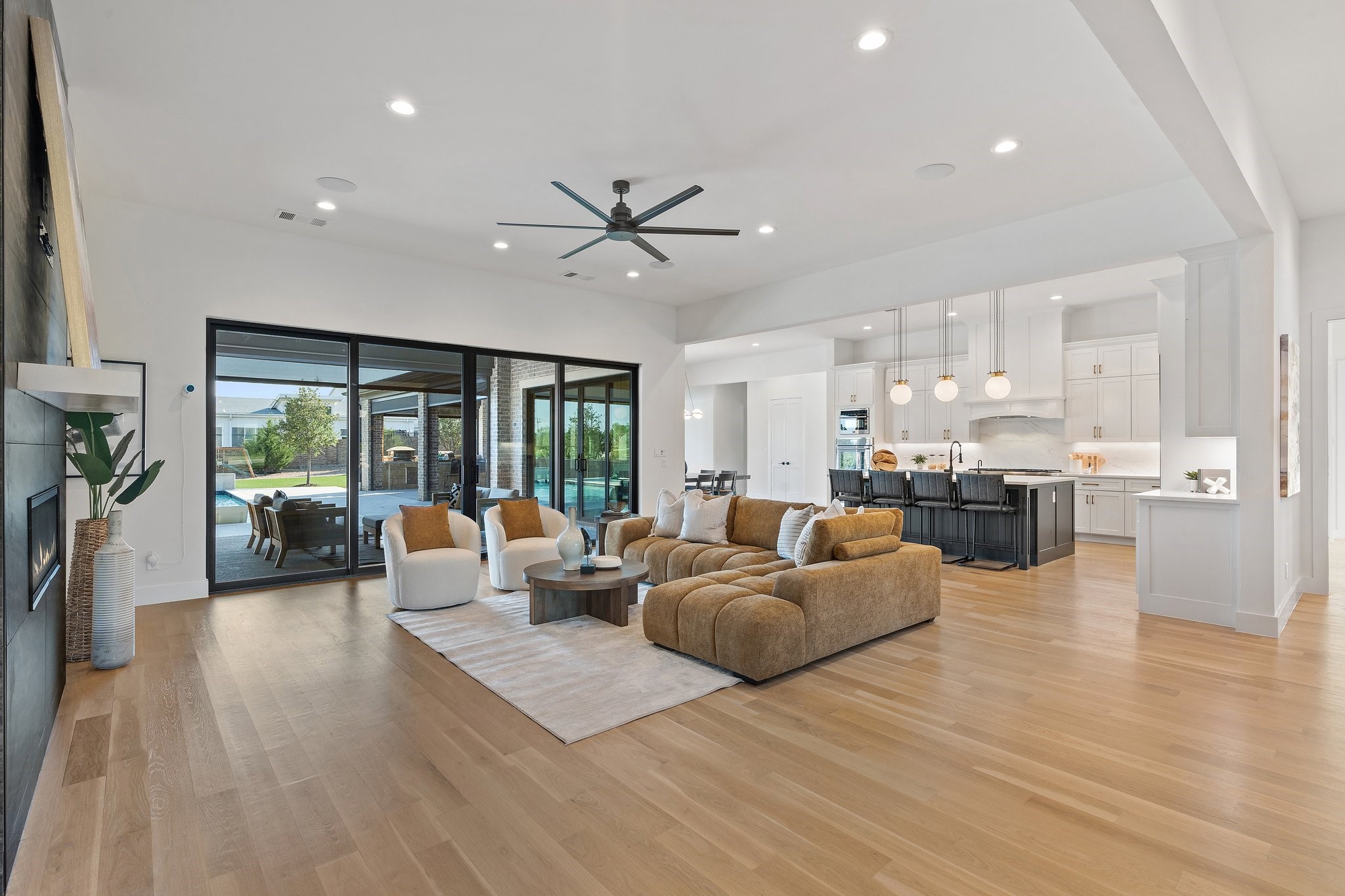 2512 Bella Ridge