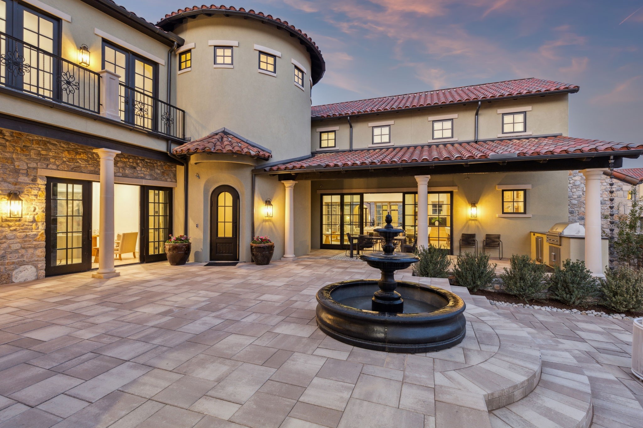 10 Catalonia Drive