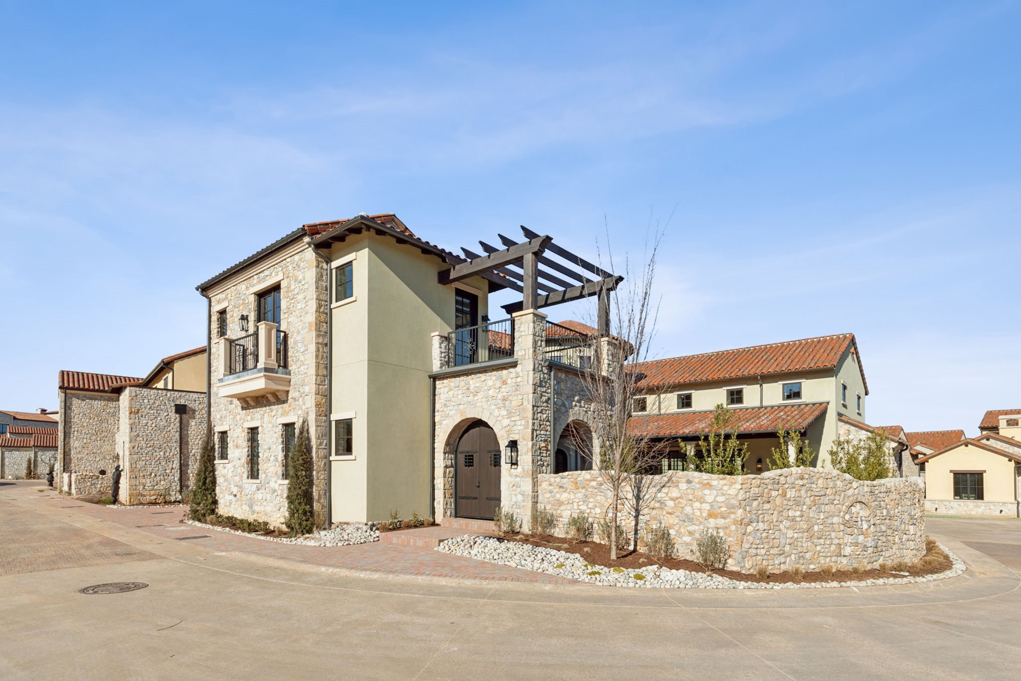 10 Catalonia Drive