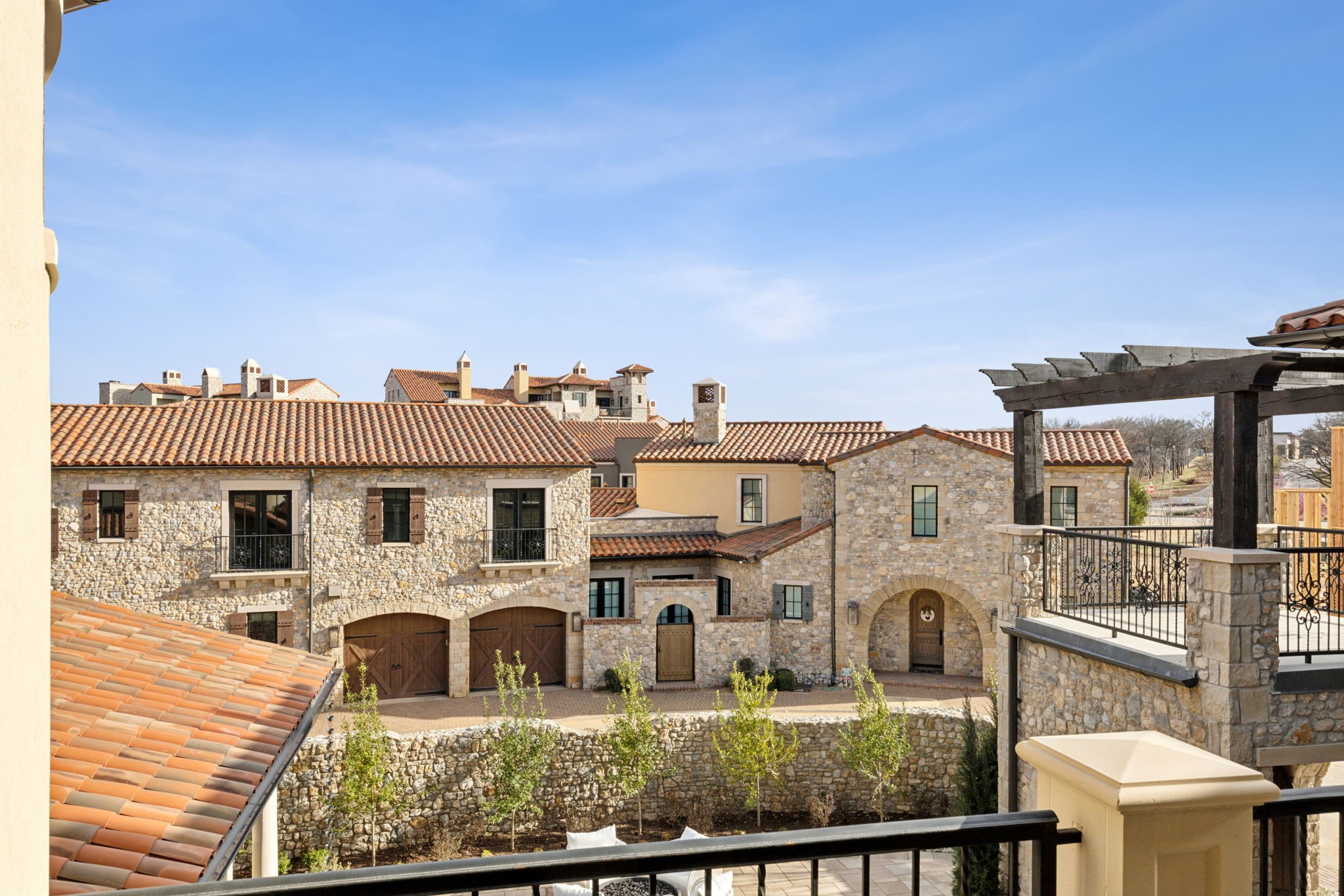 10 Catalonia Drive