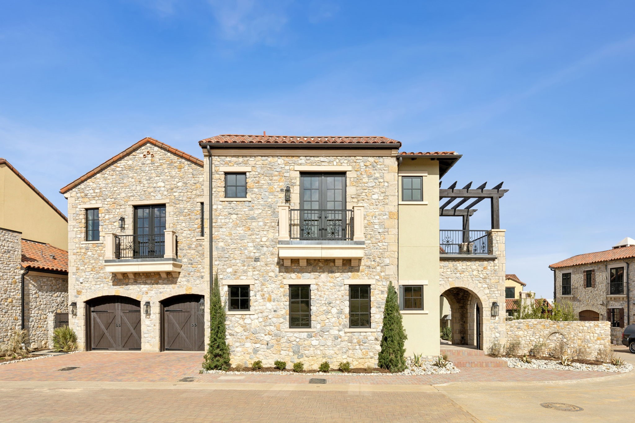 10 Catalonia Drive
