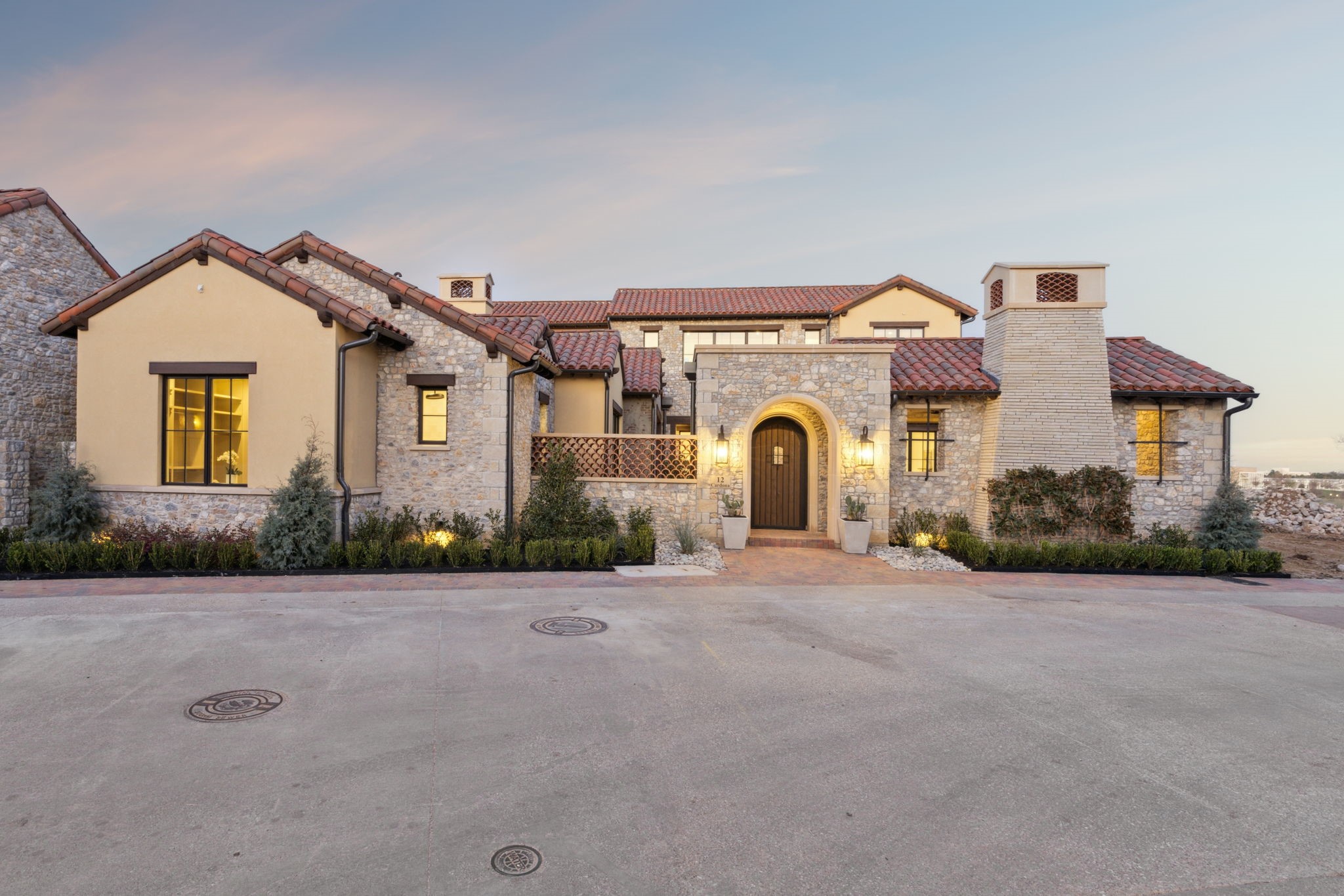 12 Cardona Drive