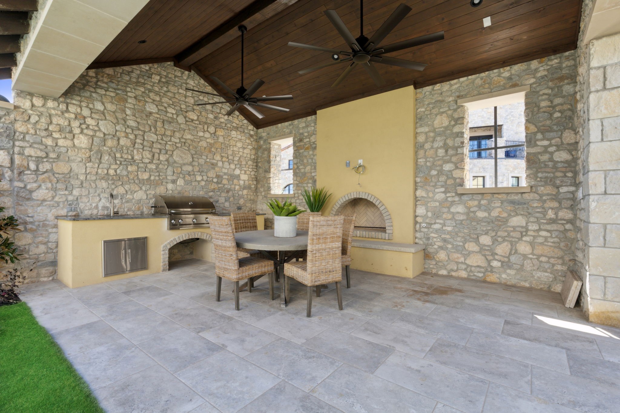 12 Cardona Drive