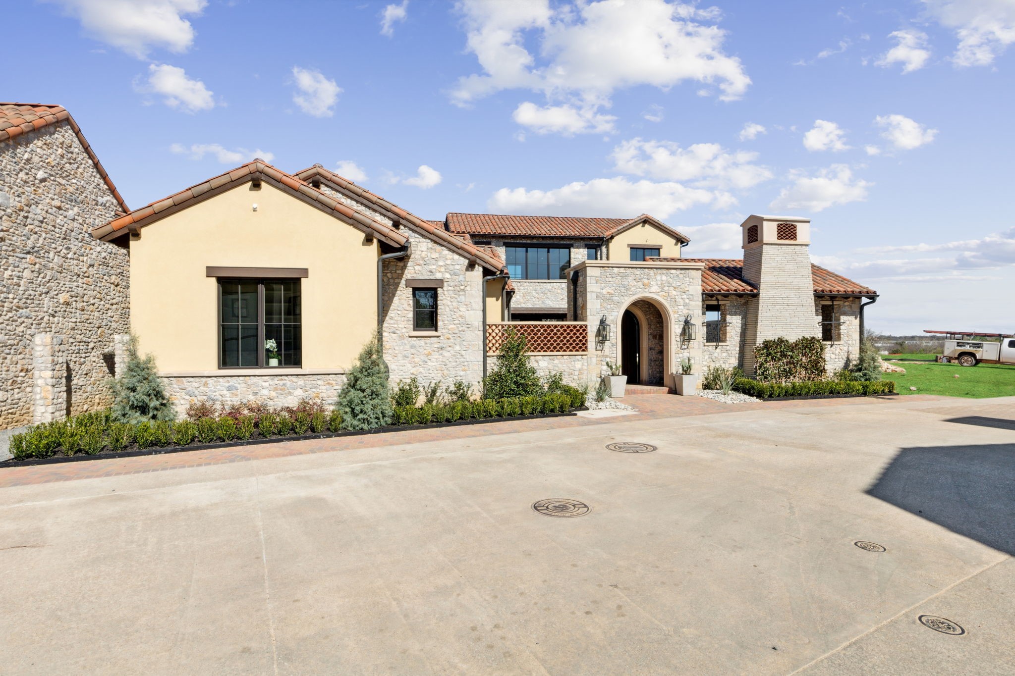 12 Cardona Drive