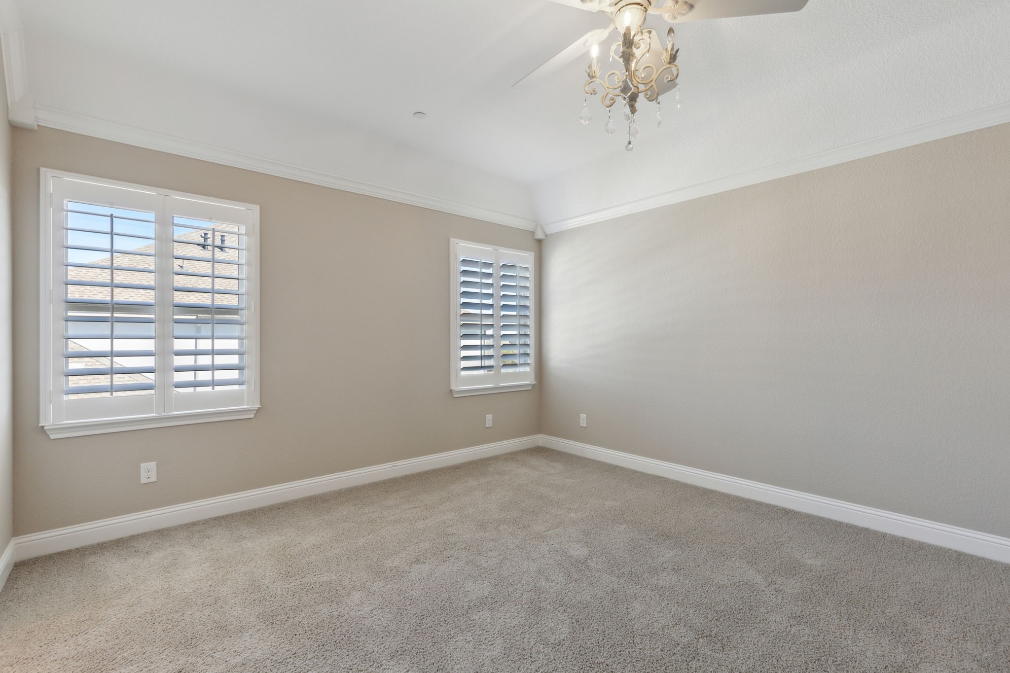7009 Bach