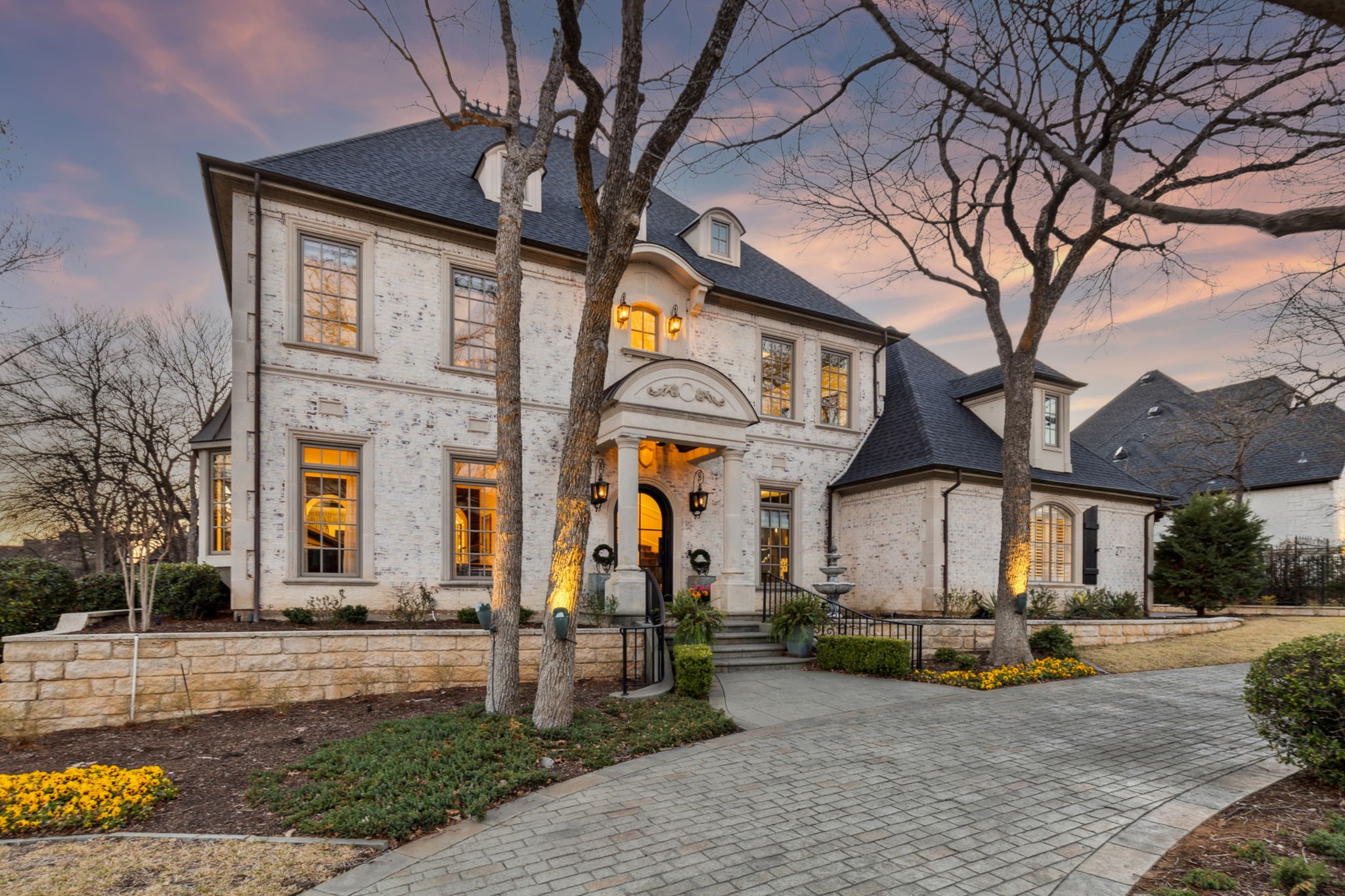 1 Hayes Court