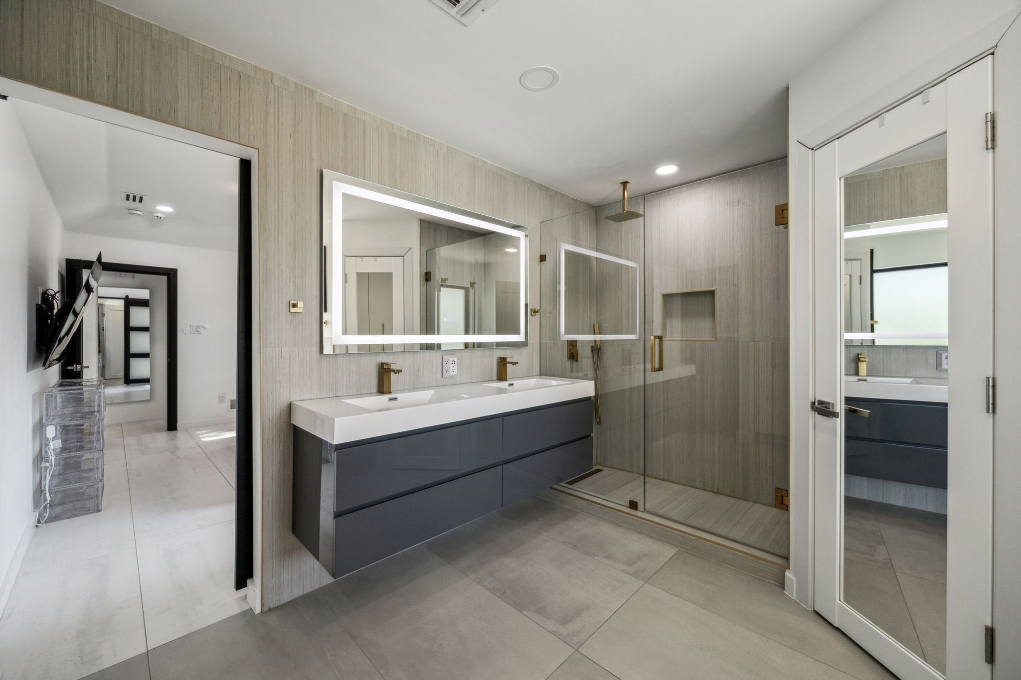 5924 Janet Court