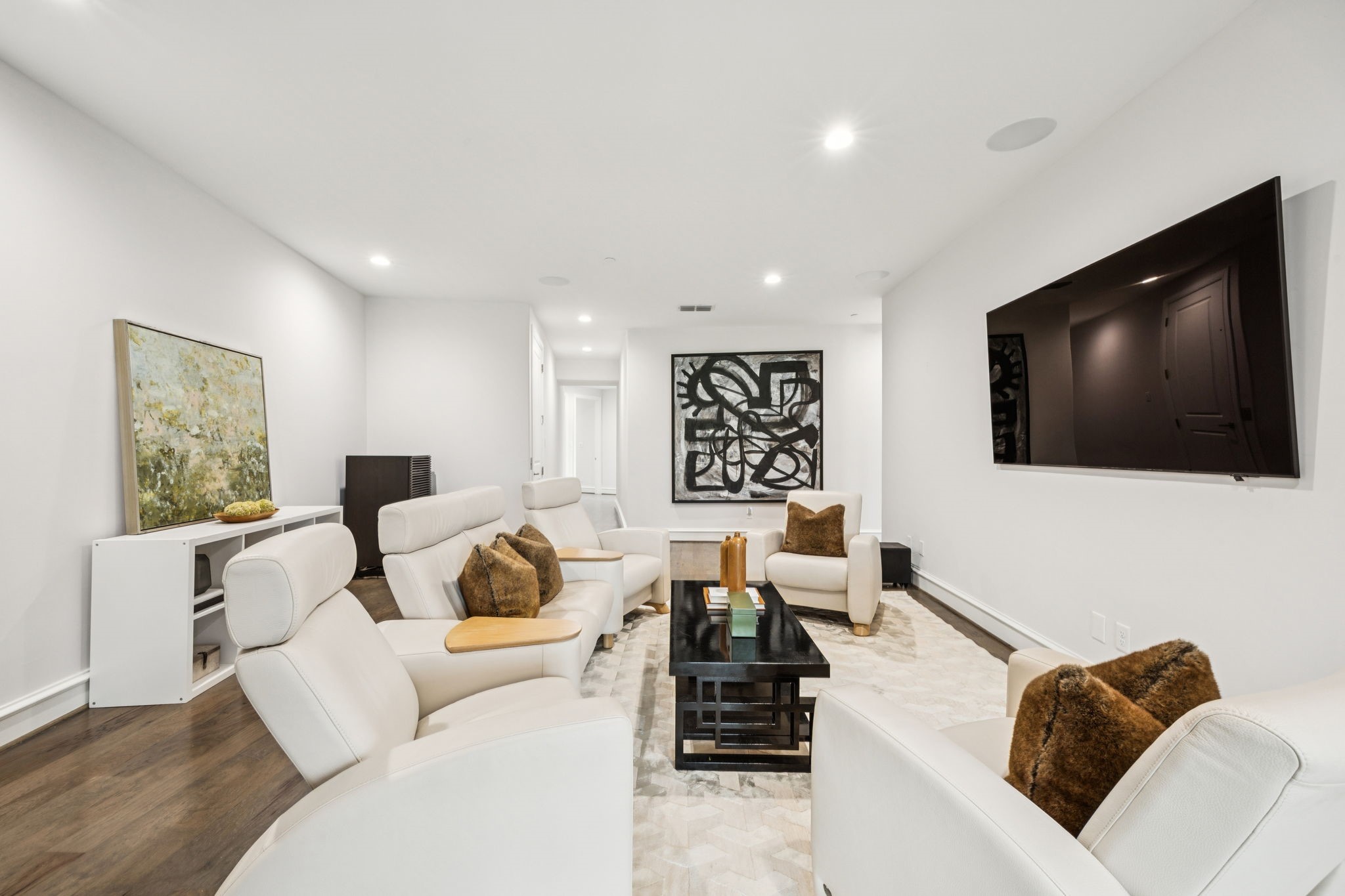 24 Comillas Drive
