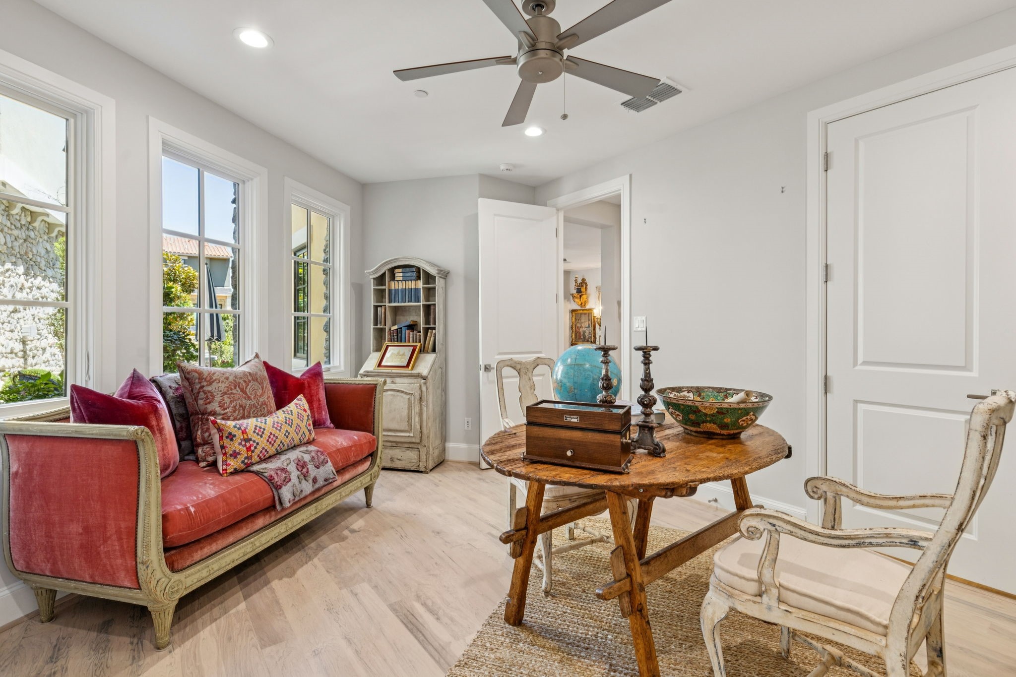 10 Comillas Drive