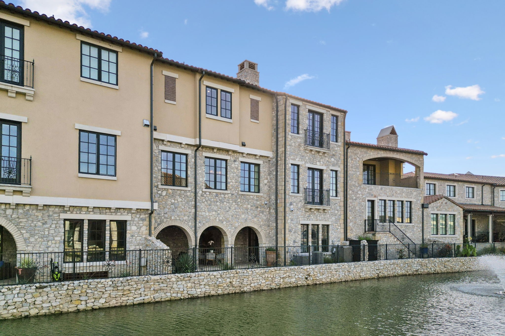 22 Comillas Drive