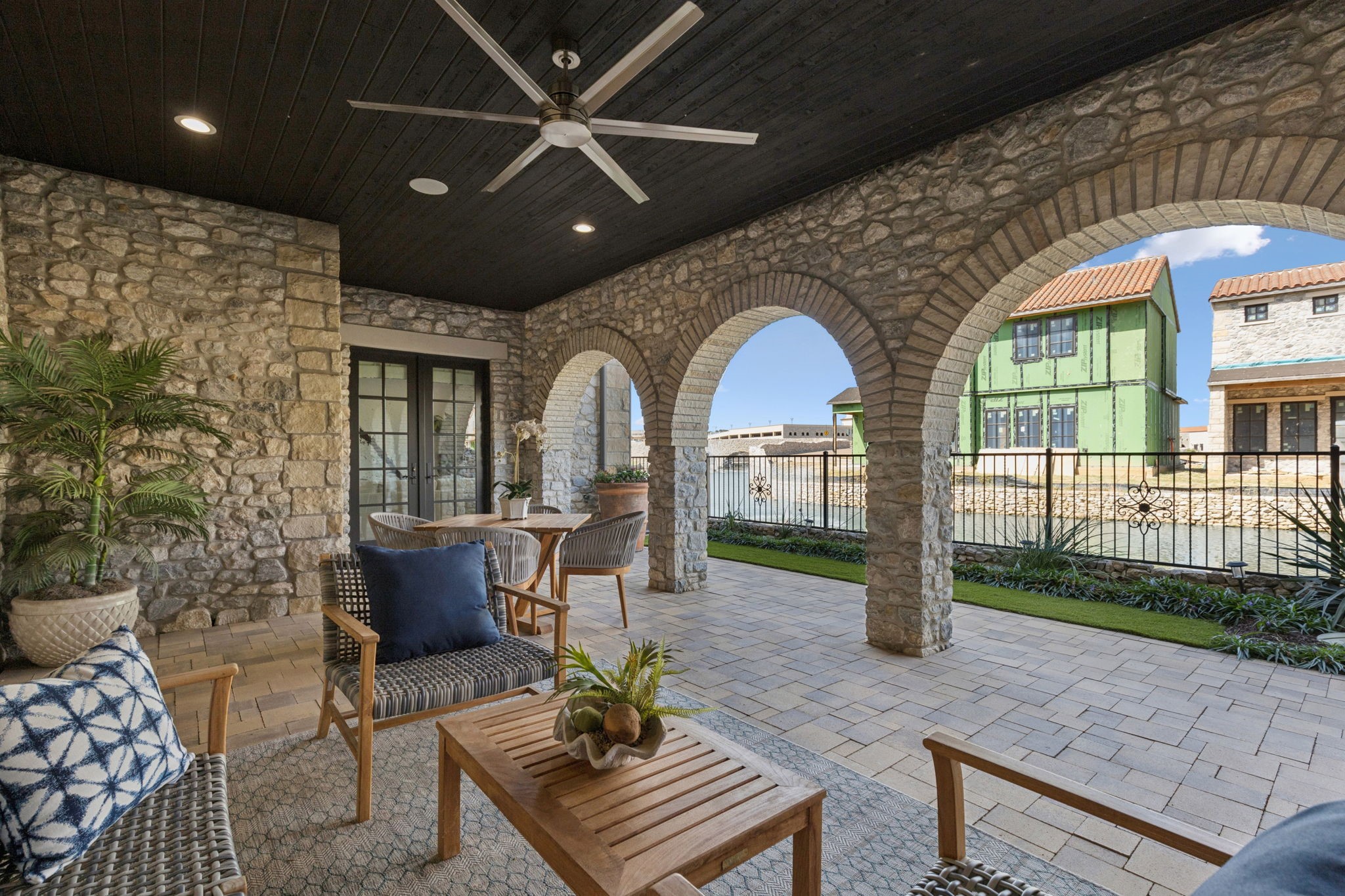 22 Comillas Drive