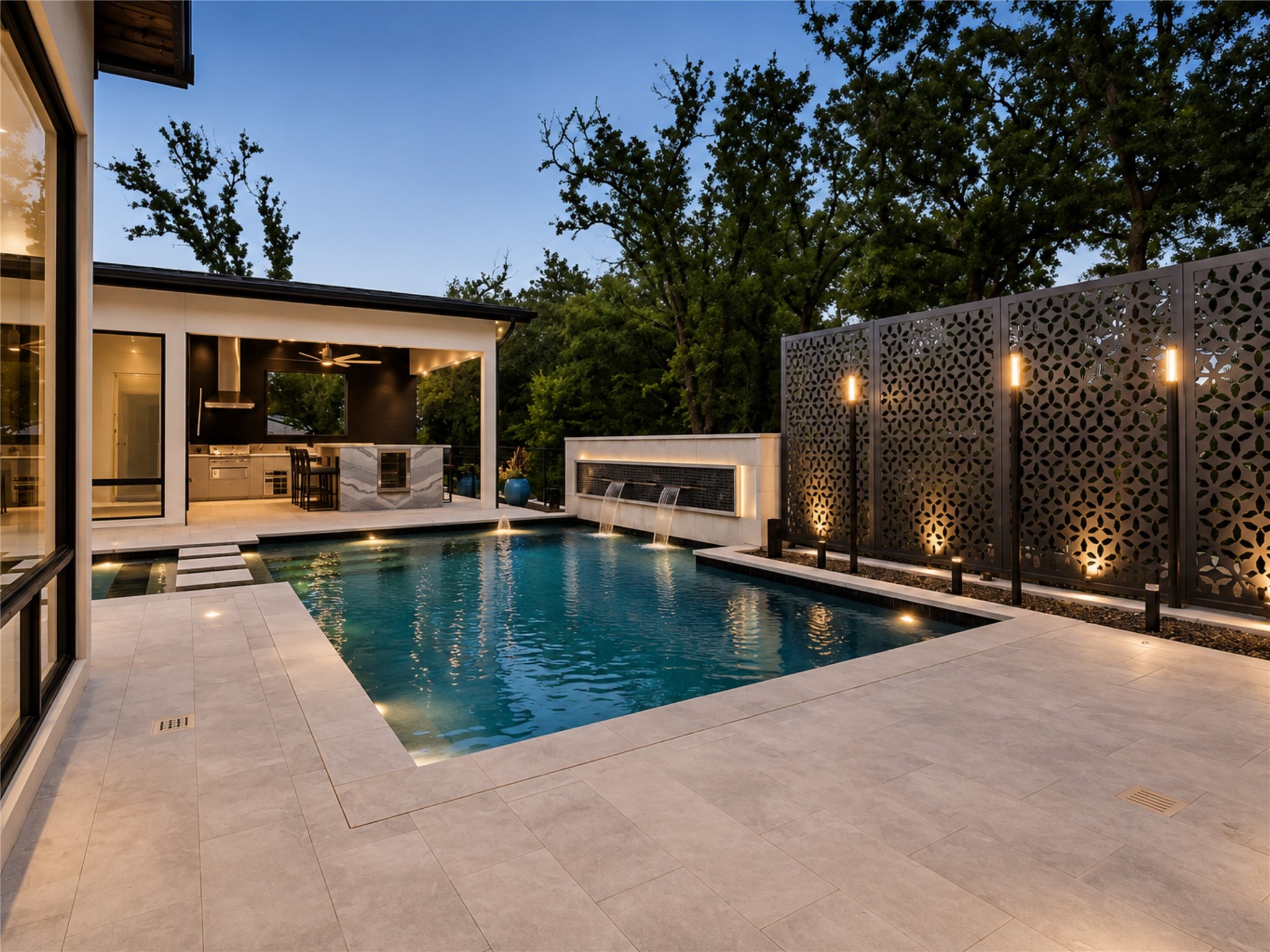 2104 Ainsley Court