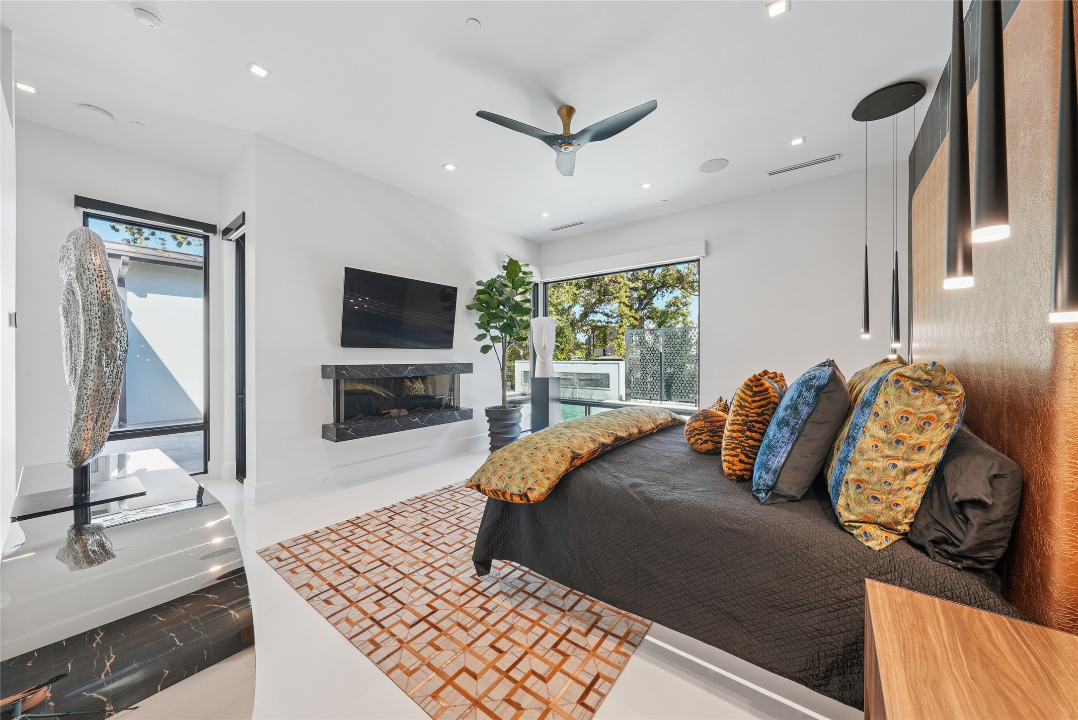 2104 Ainsley Court