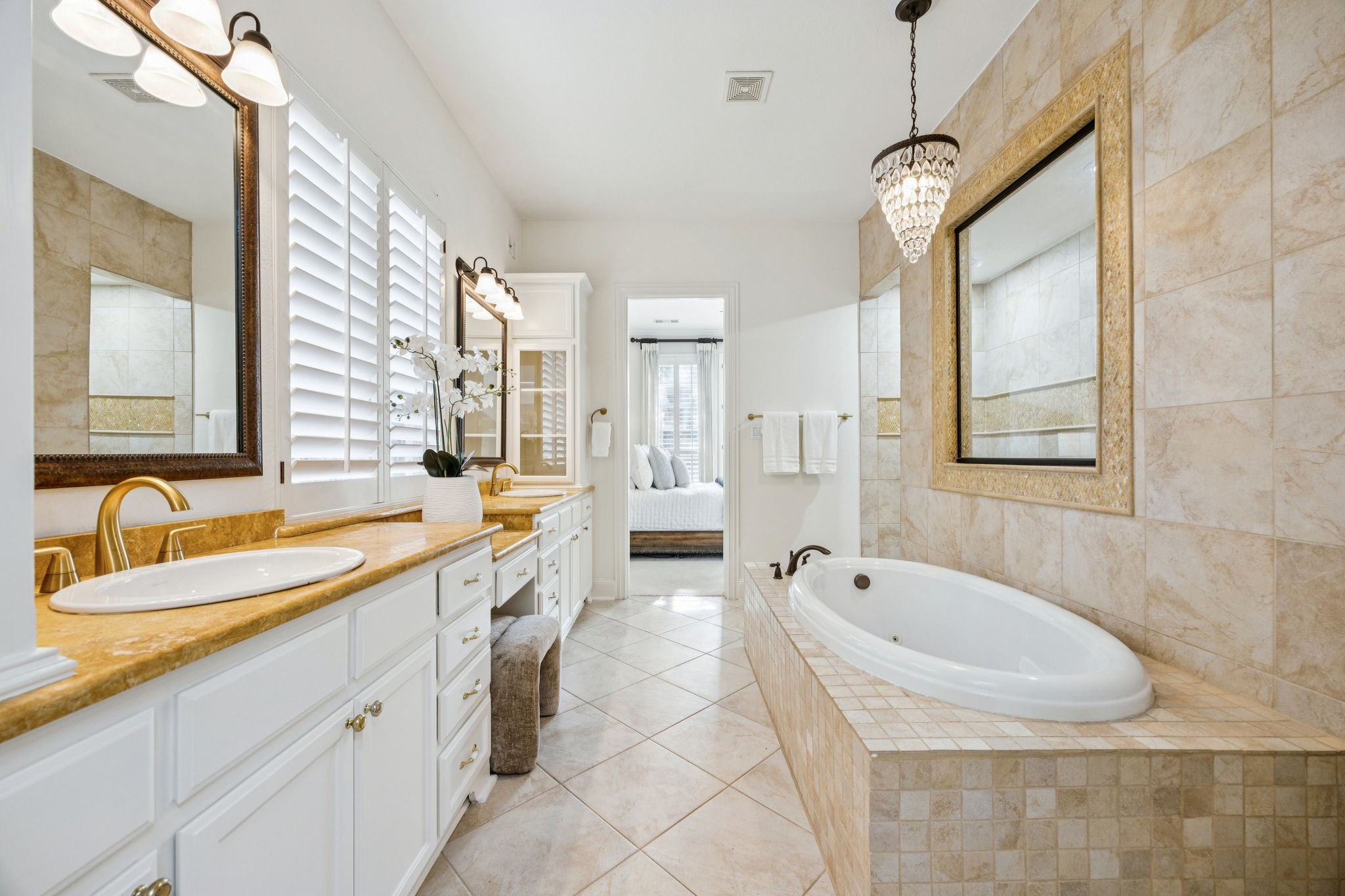 3232 Stonefield