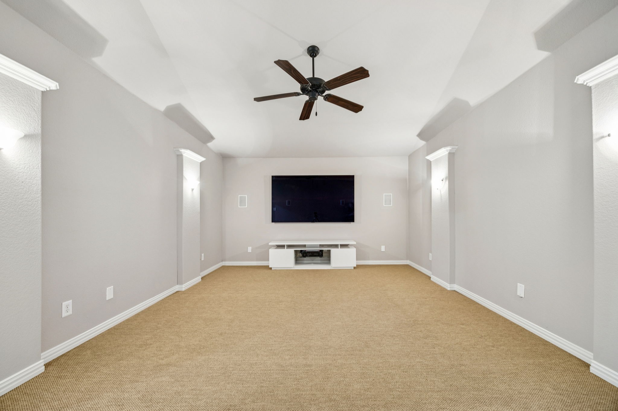 3232 Stonefield