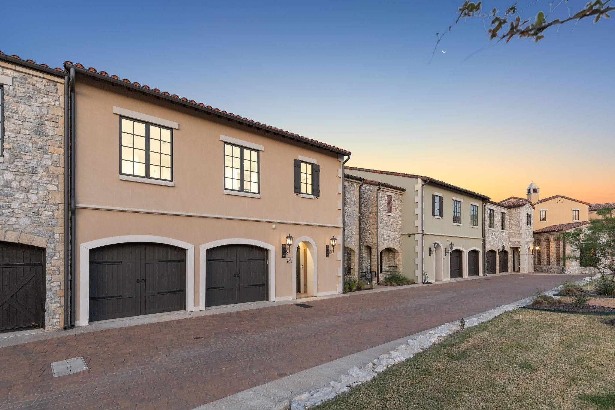 18 Comillas Court
