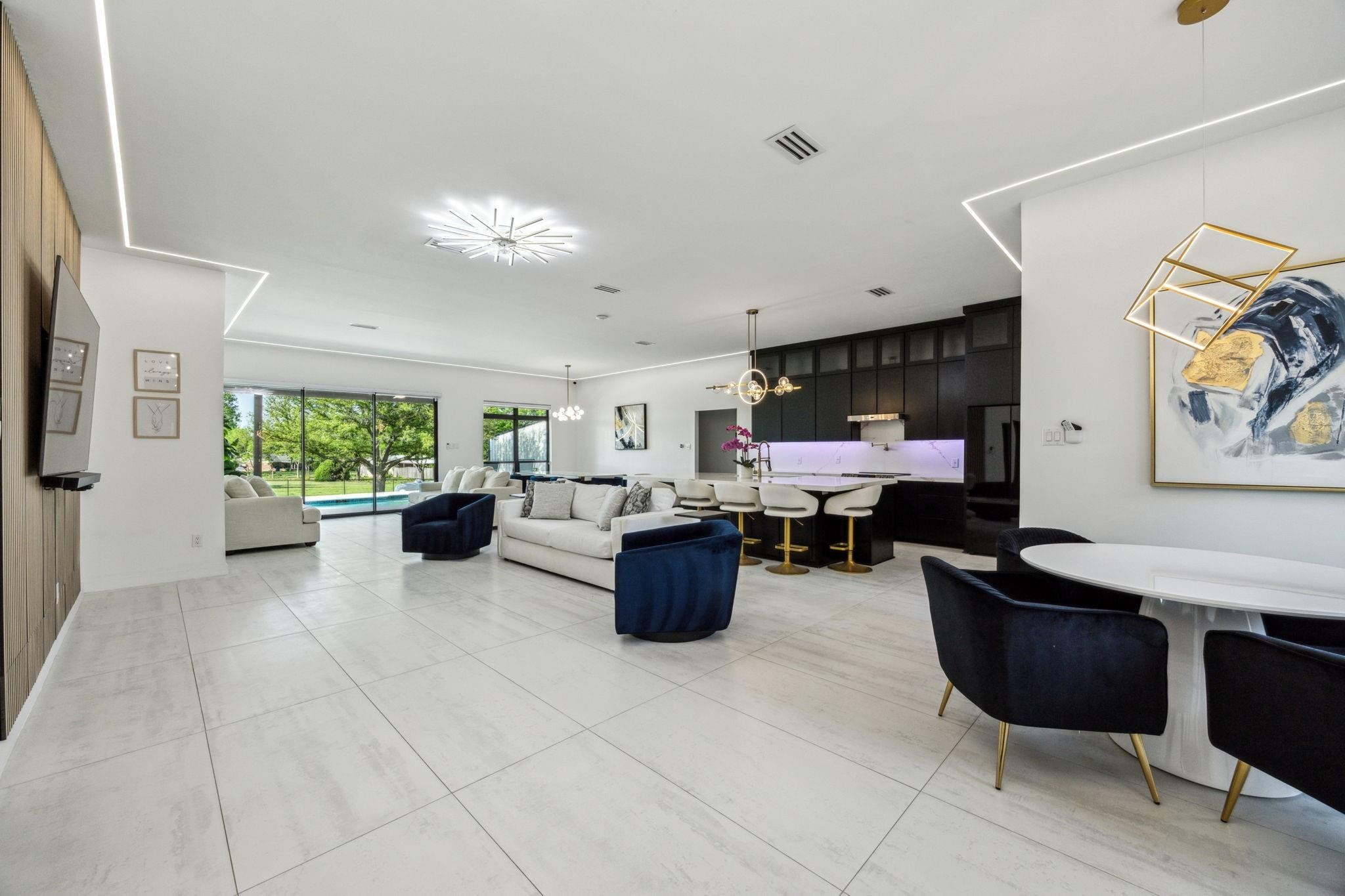5924 Janet Court