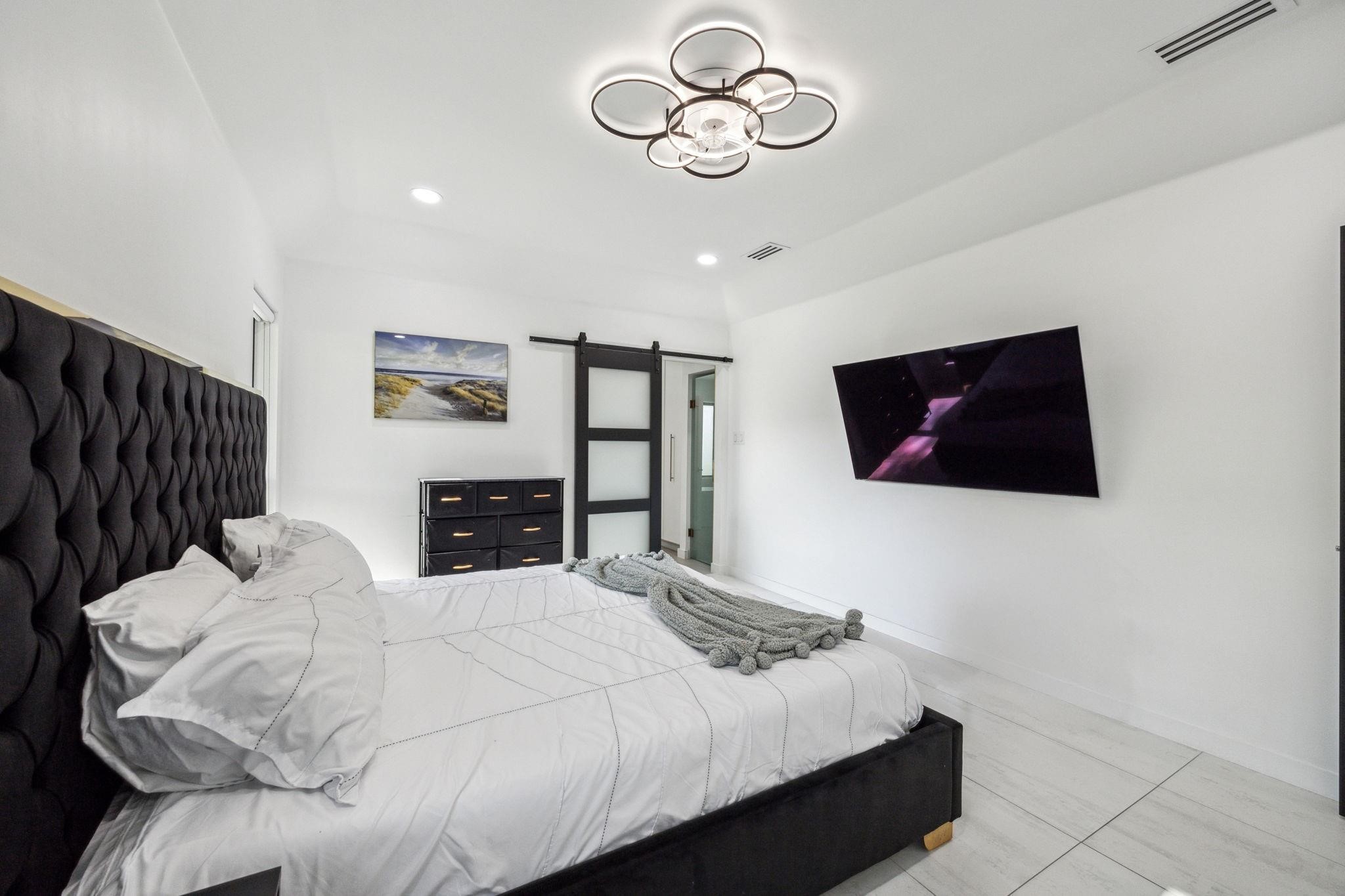 5924 Janet Court