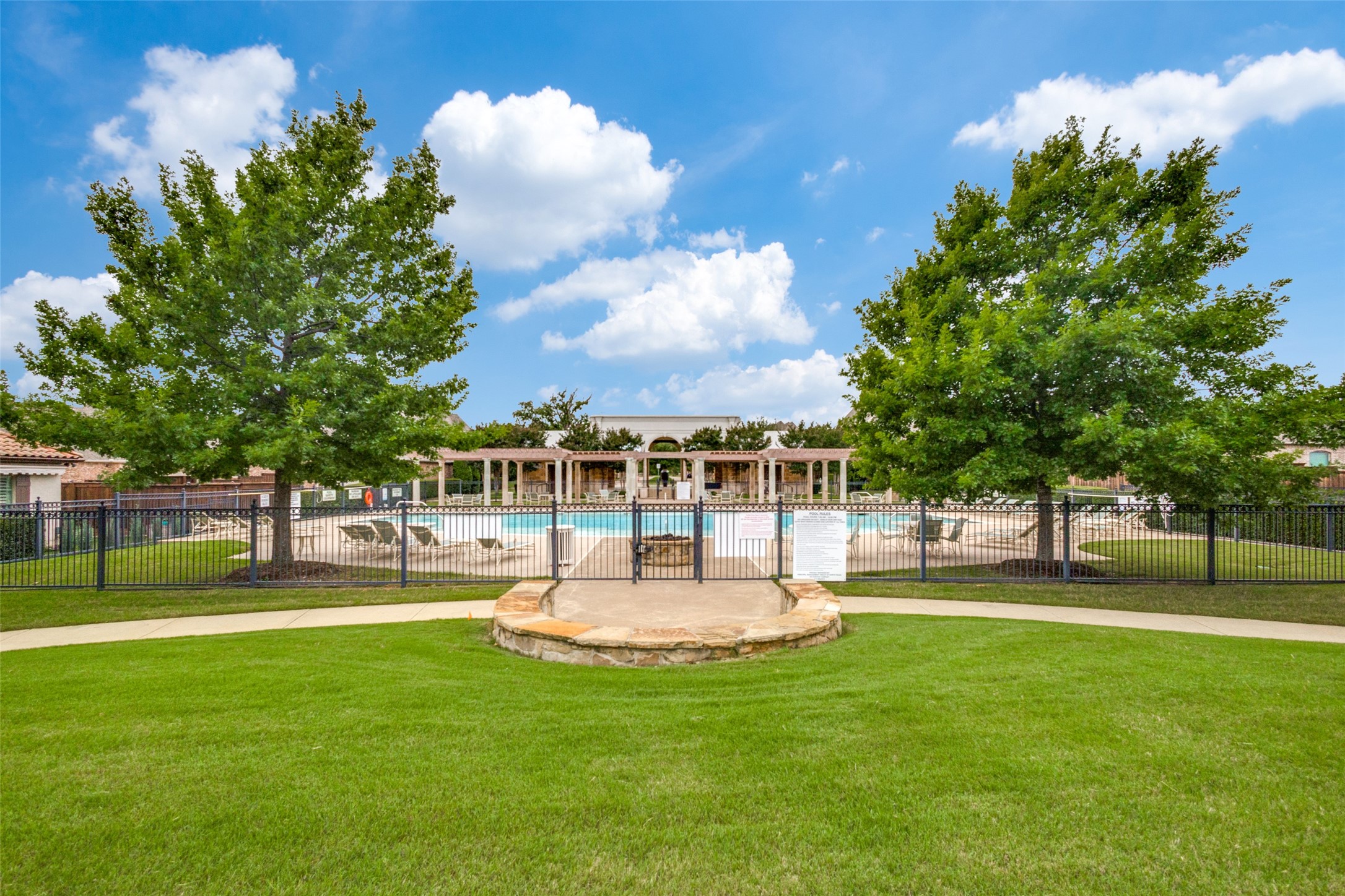 1613 Riviera Lane