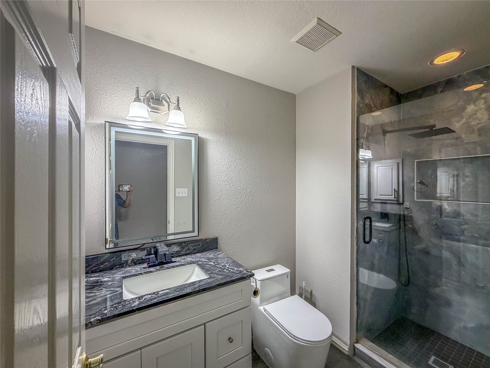 1107 Normandy Drive