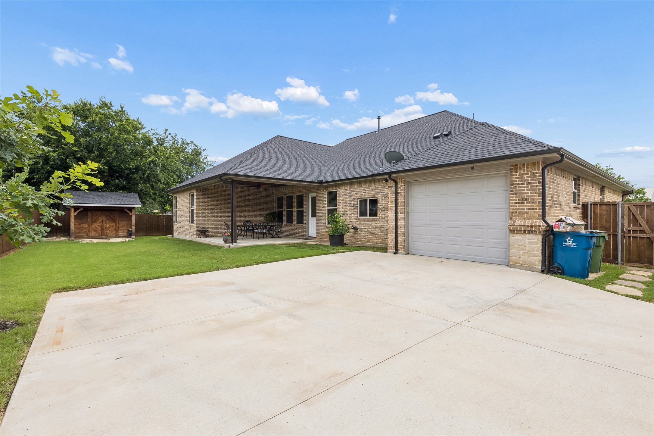 101 Sycamore Lane