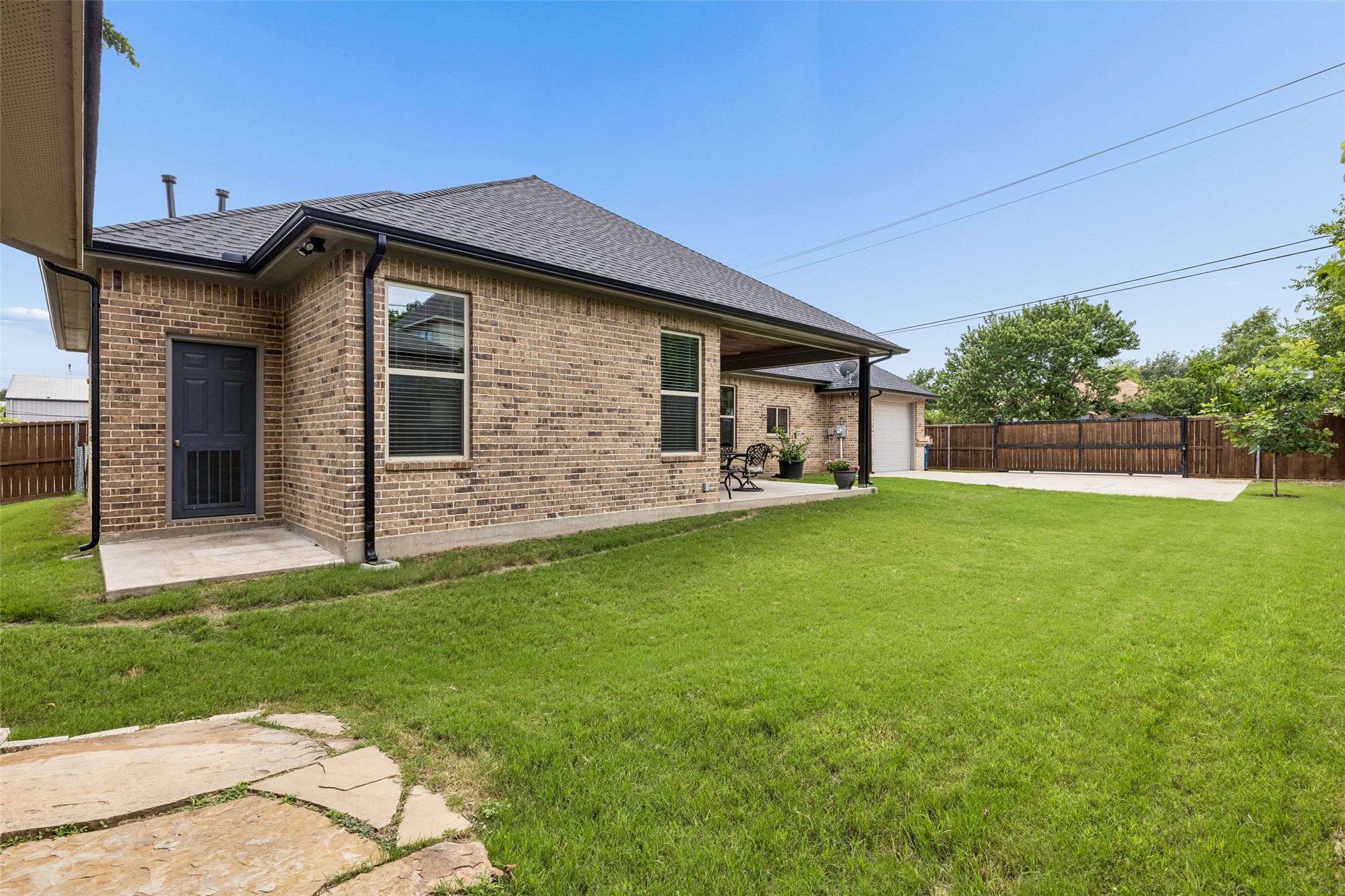 101 Sycamore Lane