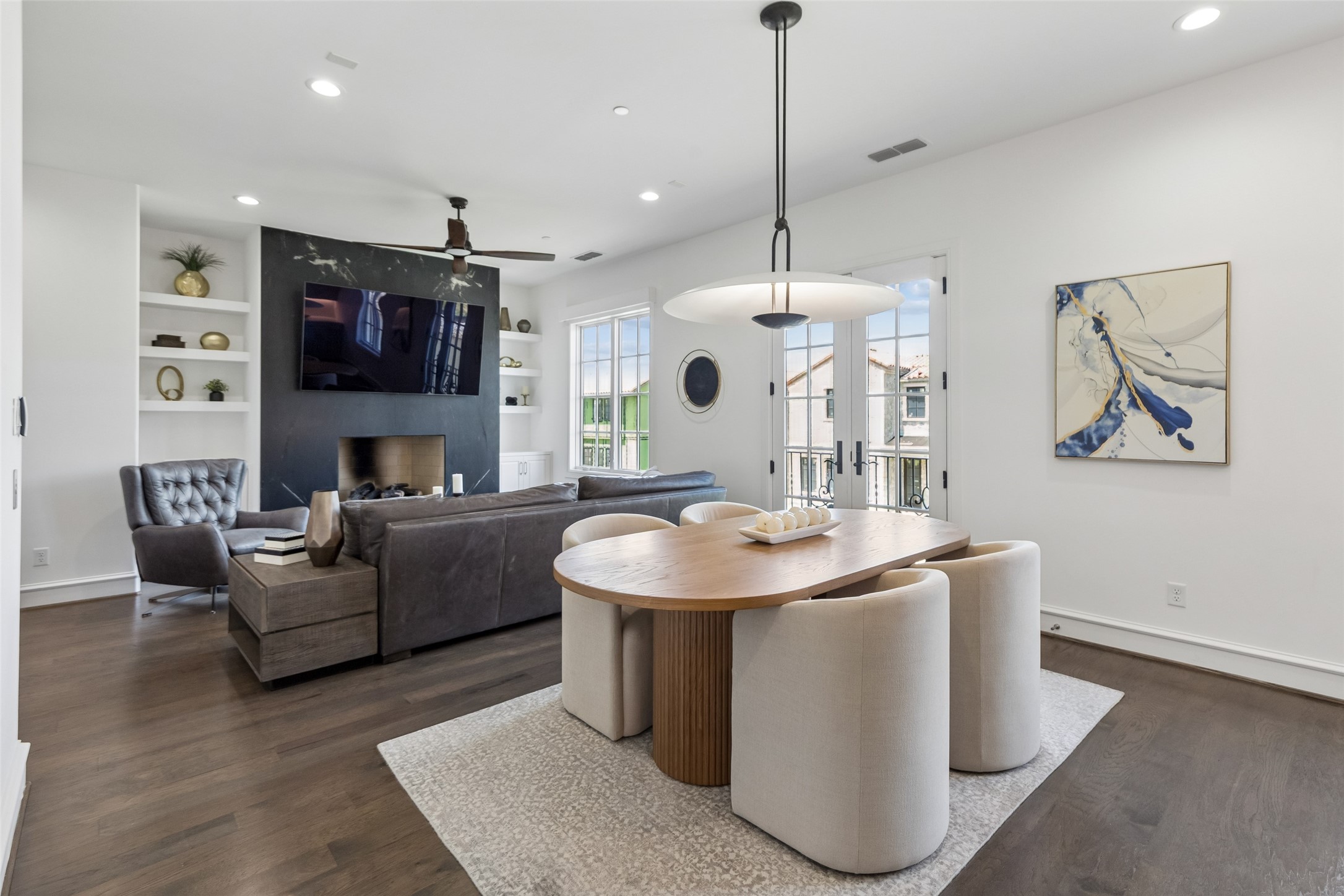 16 Comillas Drive