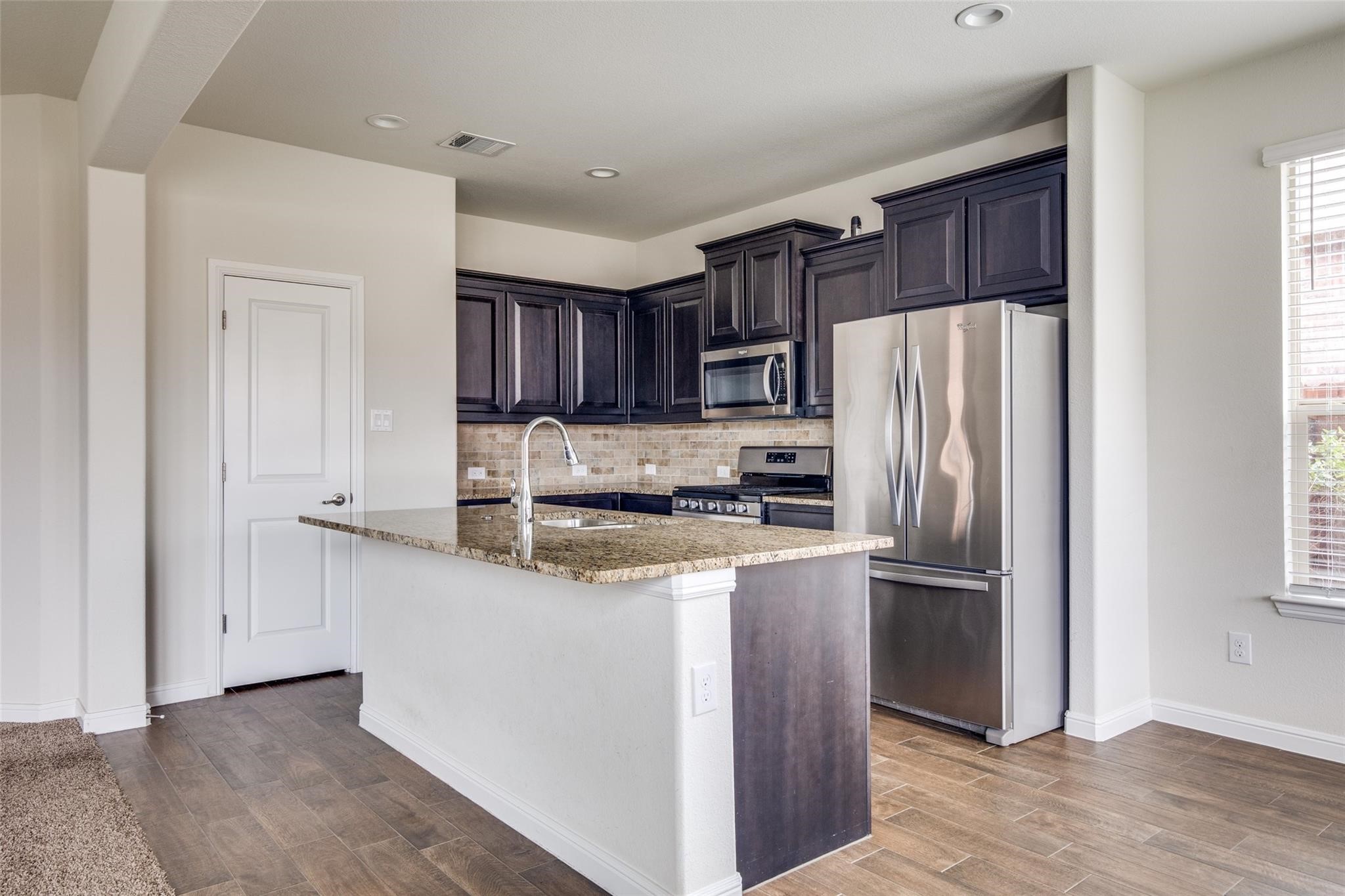 9036 Sycamore Leaf Drive