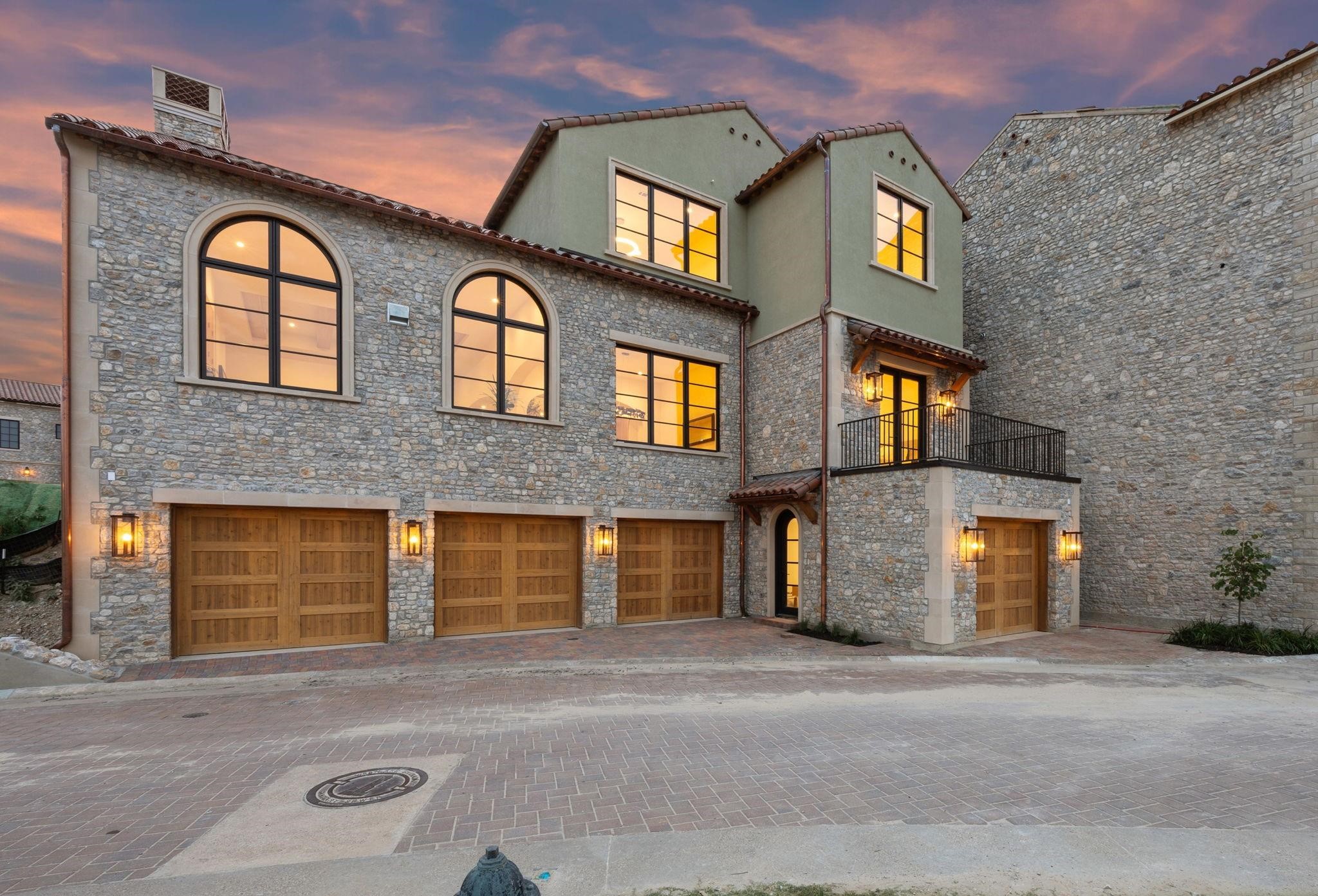 36 Cardona Drive