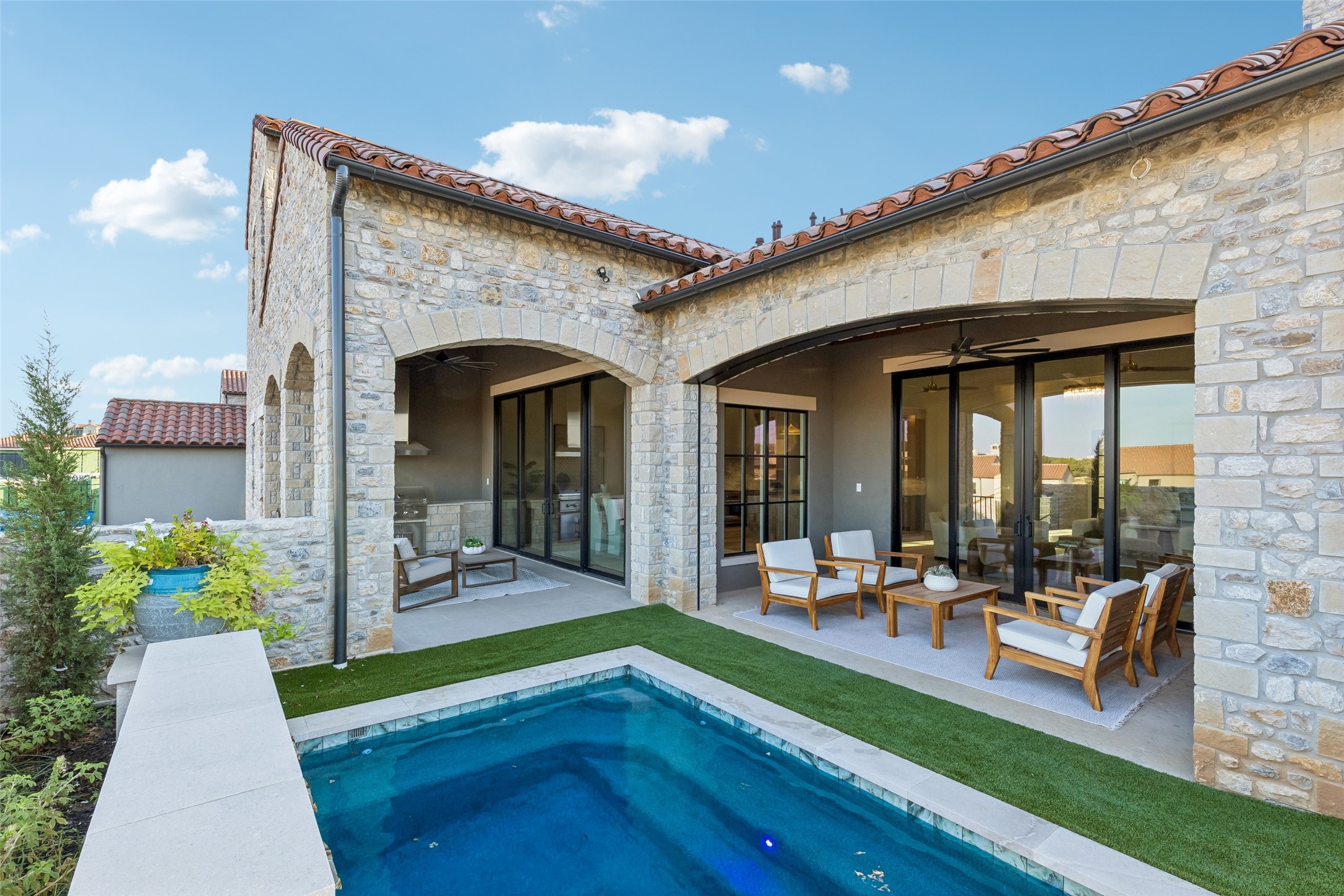 48 Cardona Drive