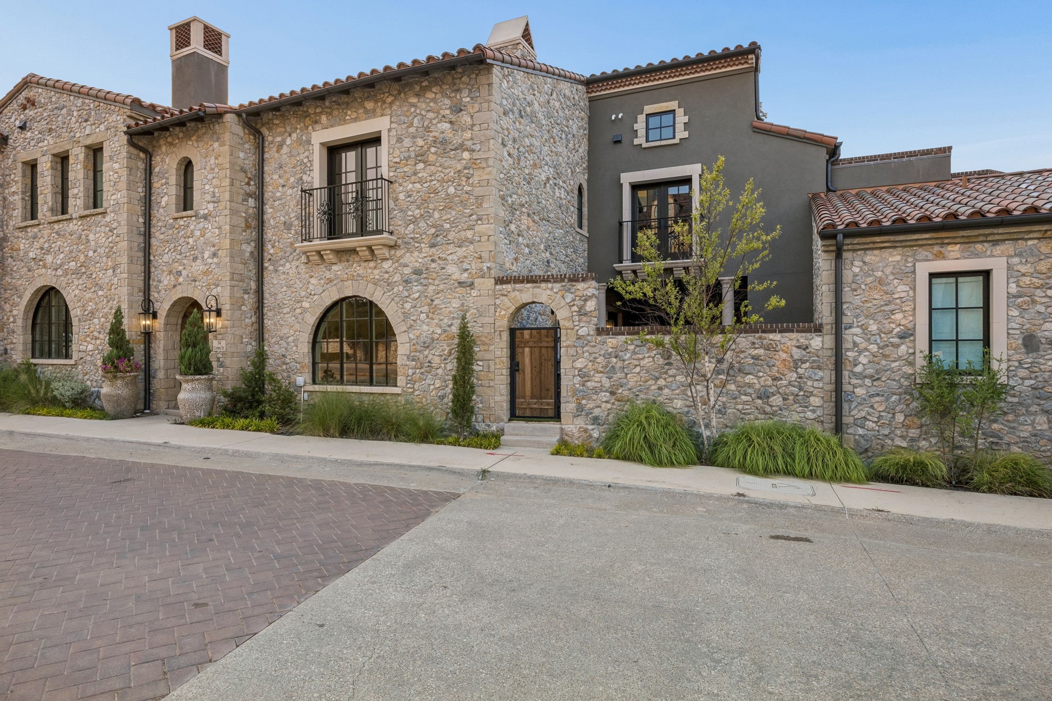 74 Cortes Drive