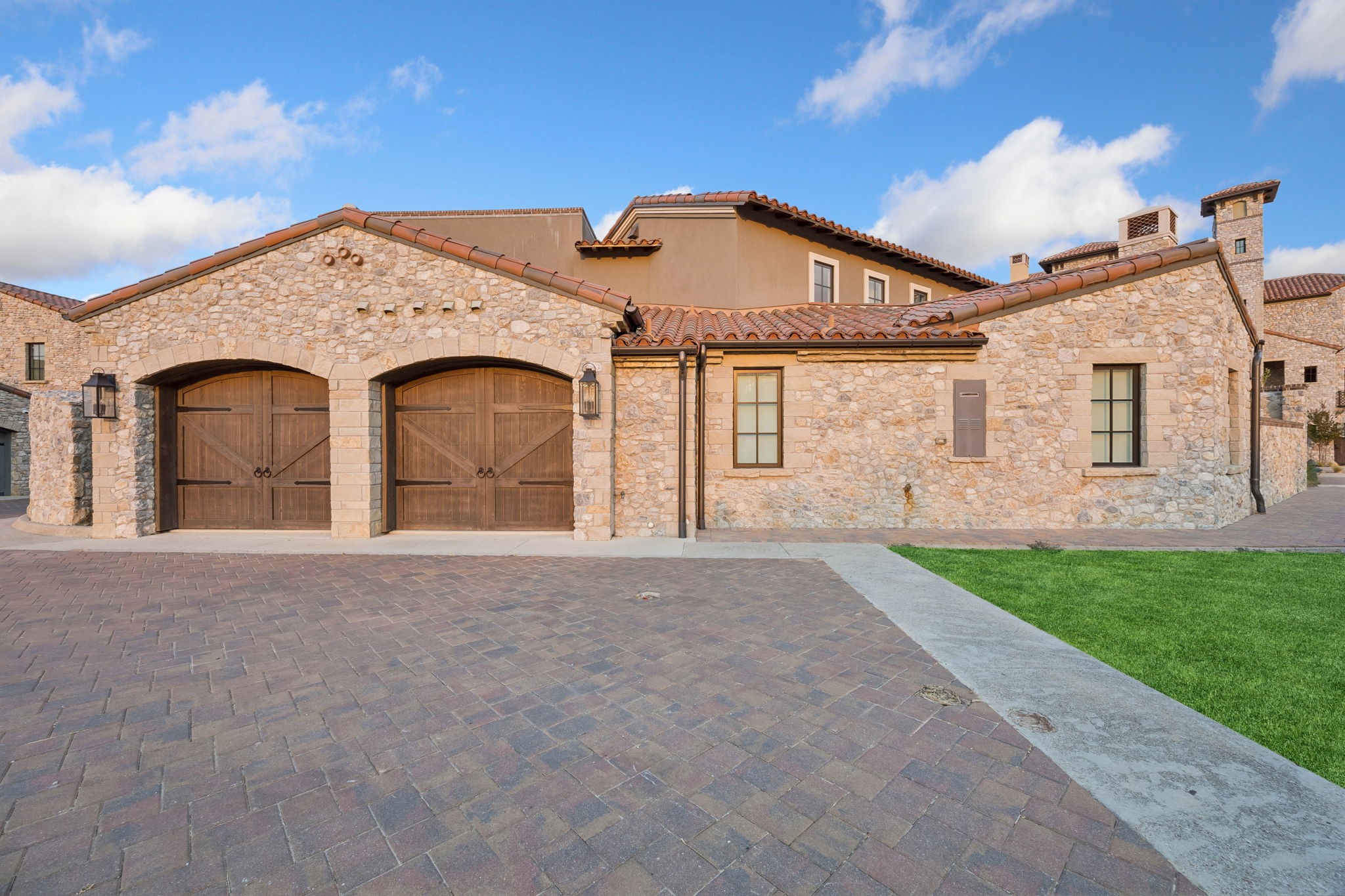 76 Cortes Drive