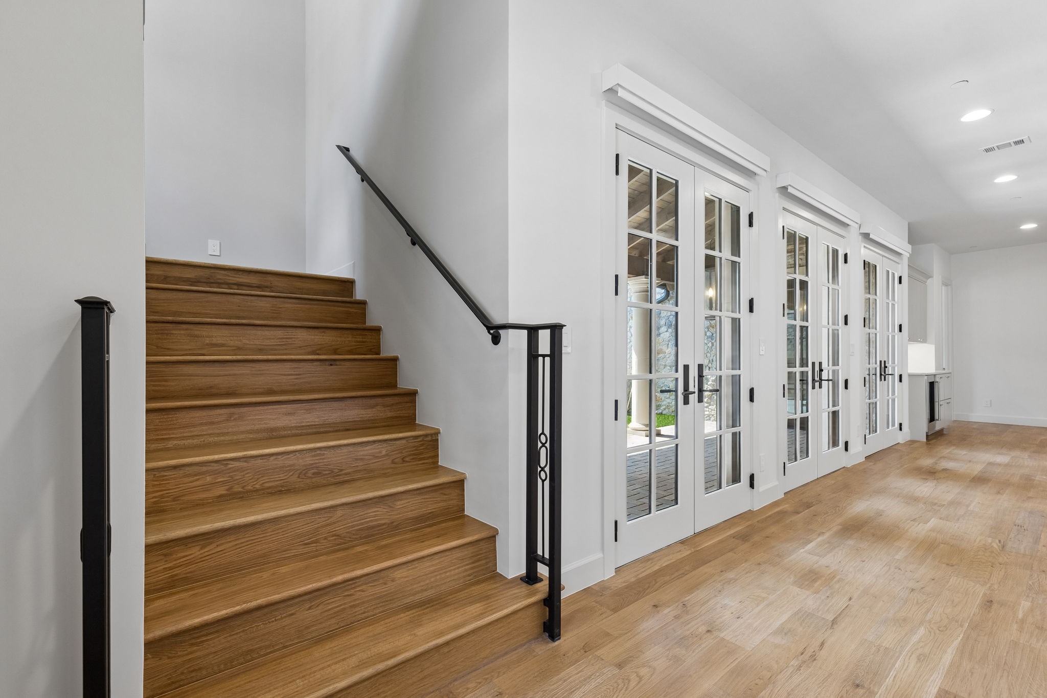 76 Cortes Drive