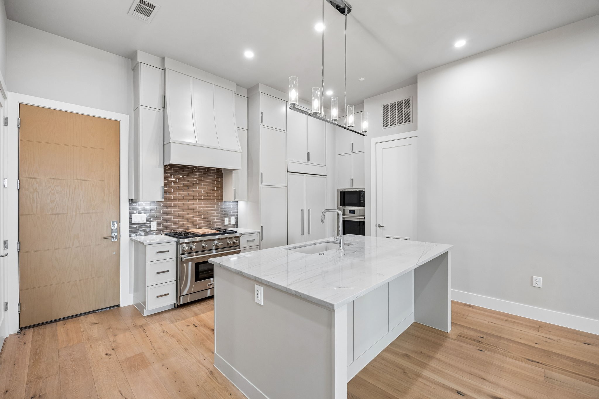 49 Arta Drive 102